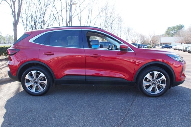 2025 Ford Escape Platinum