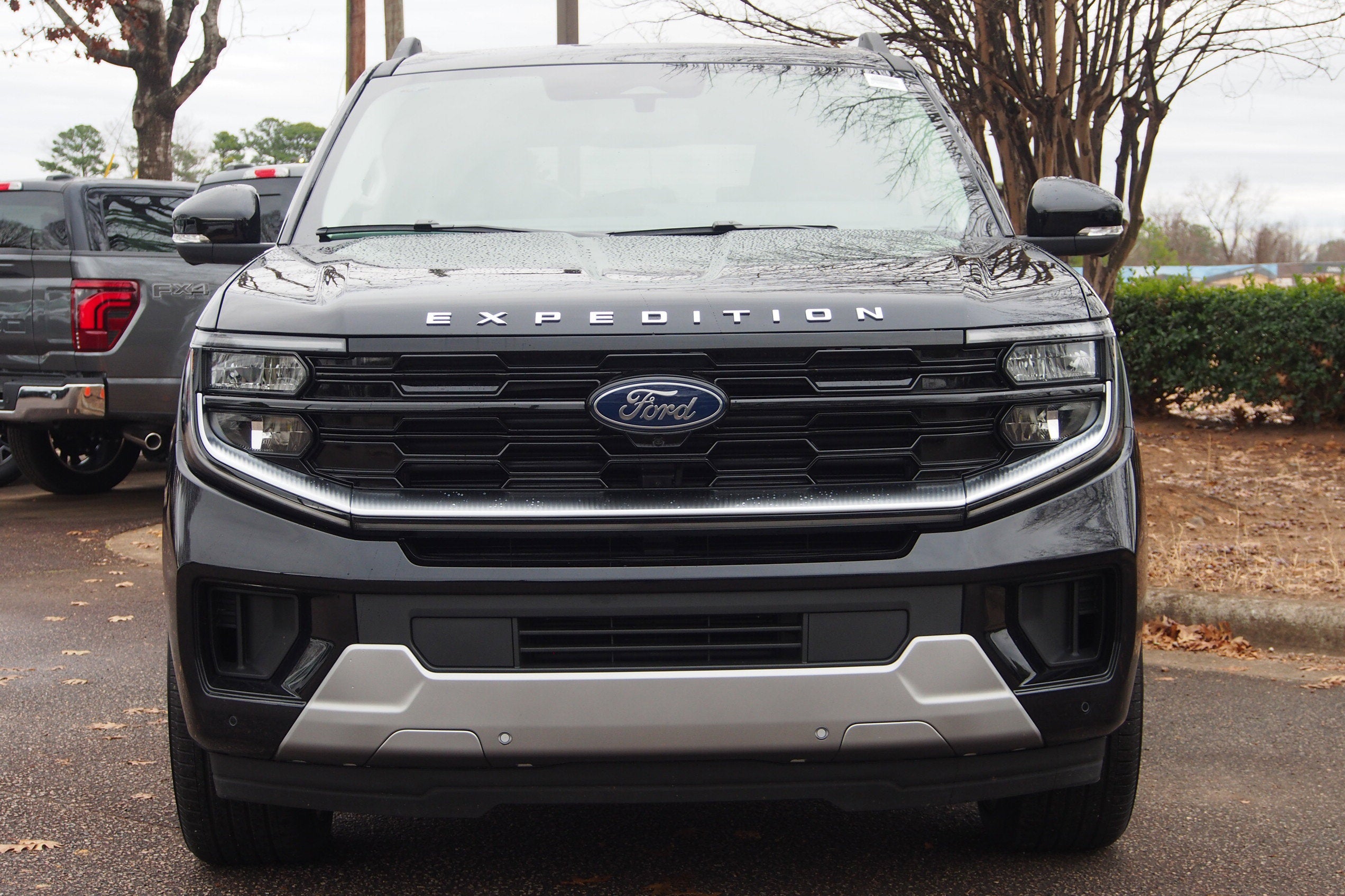 2026 Ford Expedition Max Platinum - Crossroads Courtesy Demo