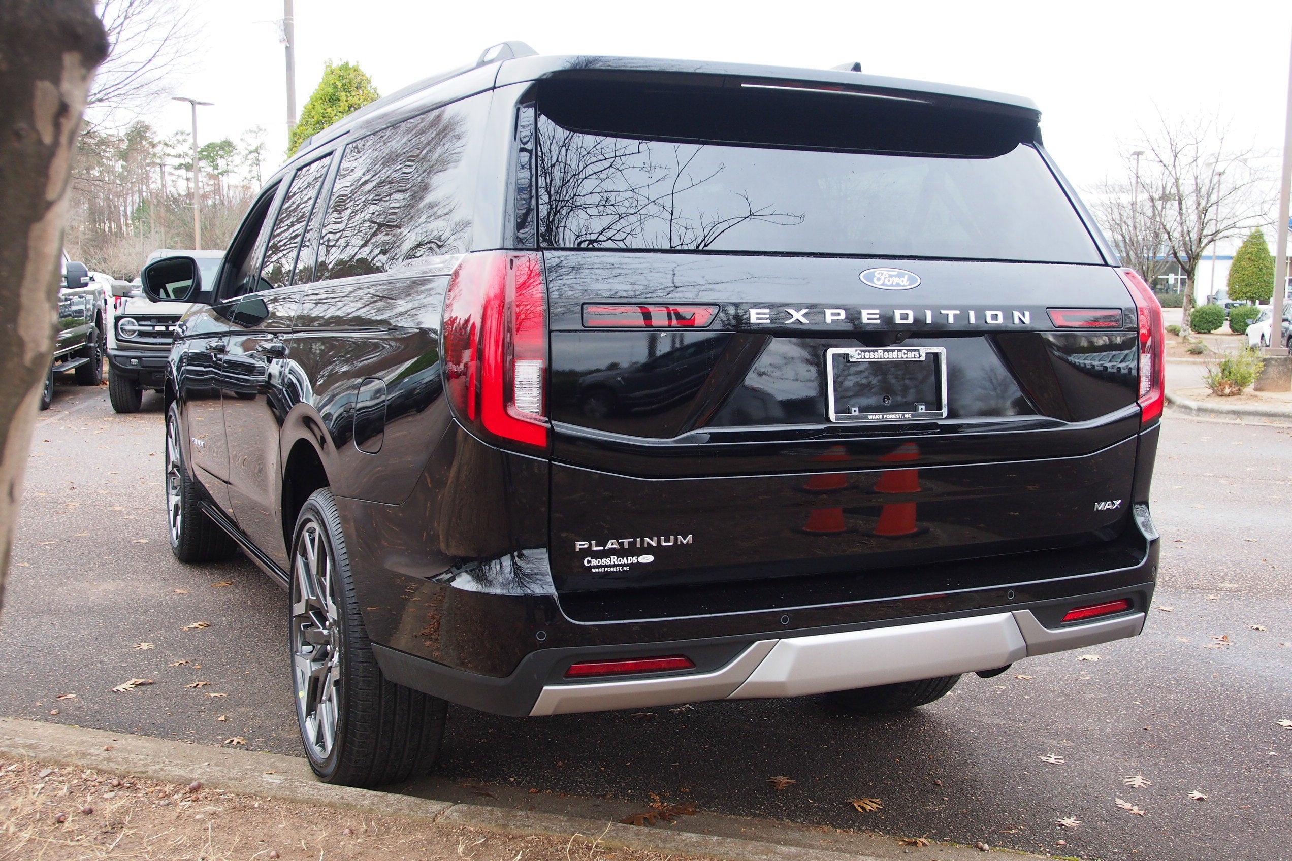 2026 Ford Expedition Max Platinum - Crossroads Courtesy Demo