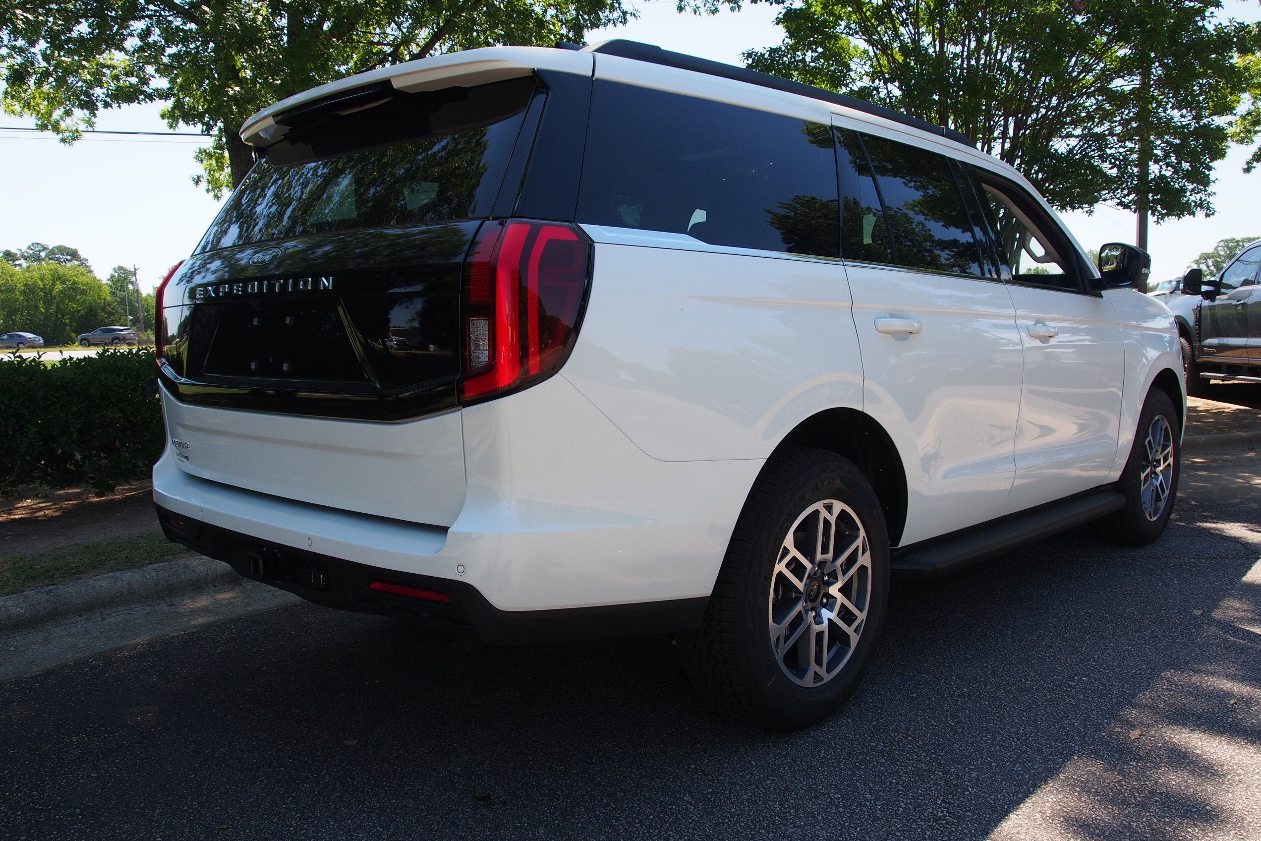 2026 Ford Expedition Active