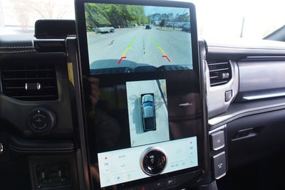 2025 Ford F-150 Lightning Platinum