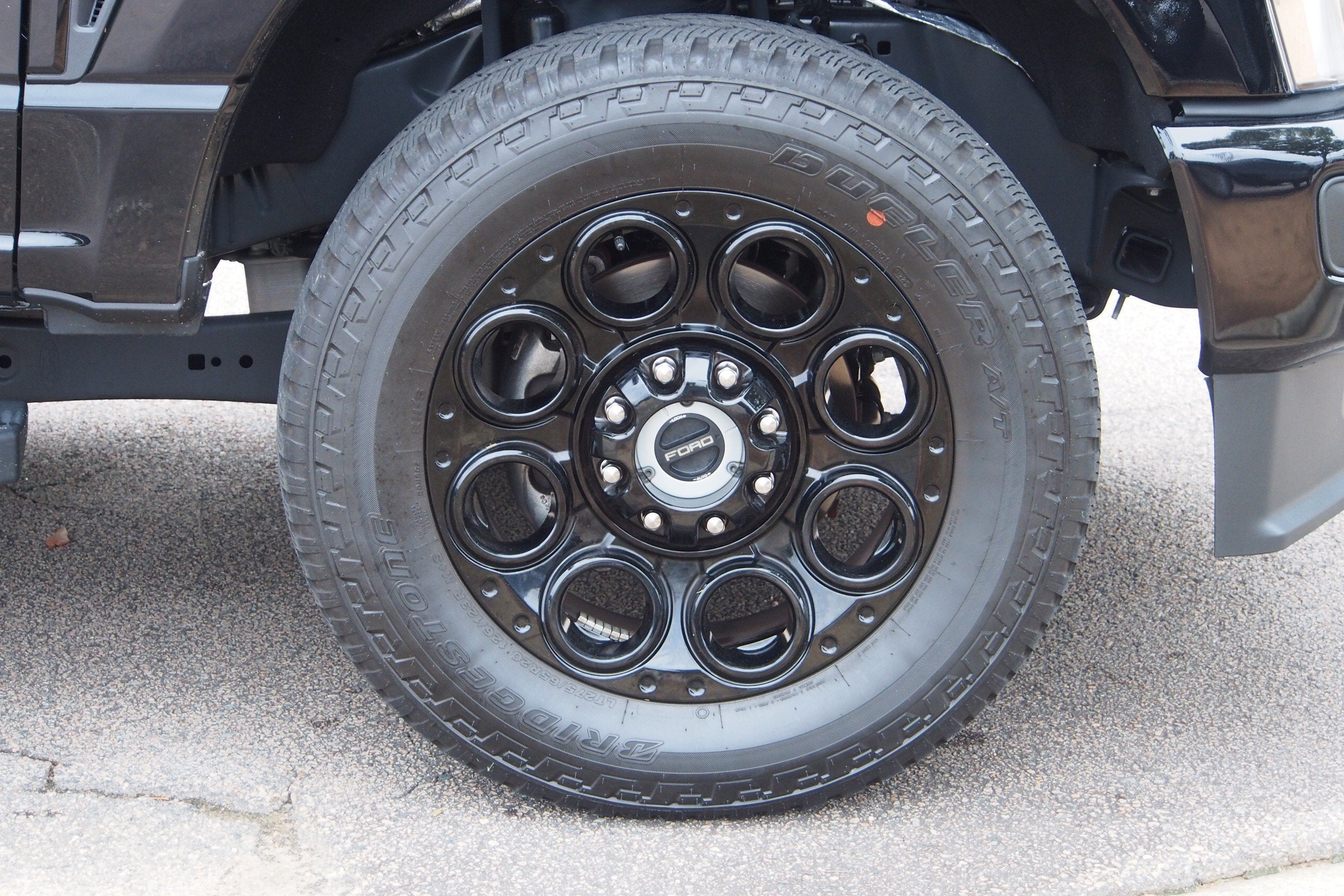 2025 Ford Super Duty F-350 SRW LARIAT