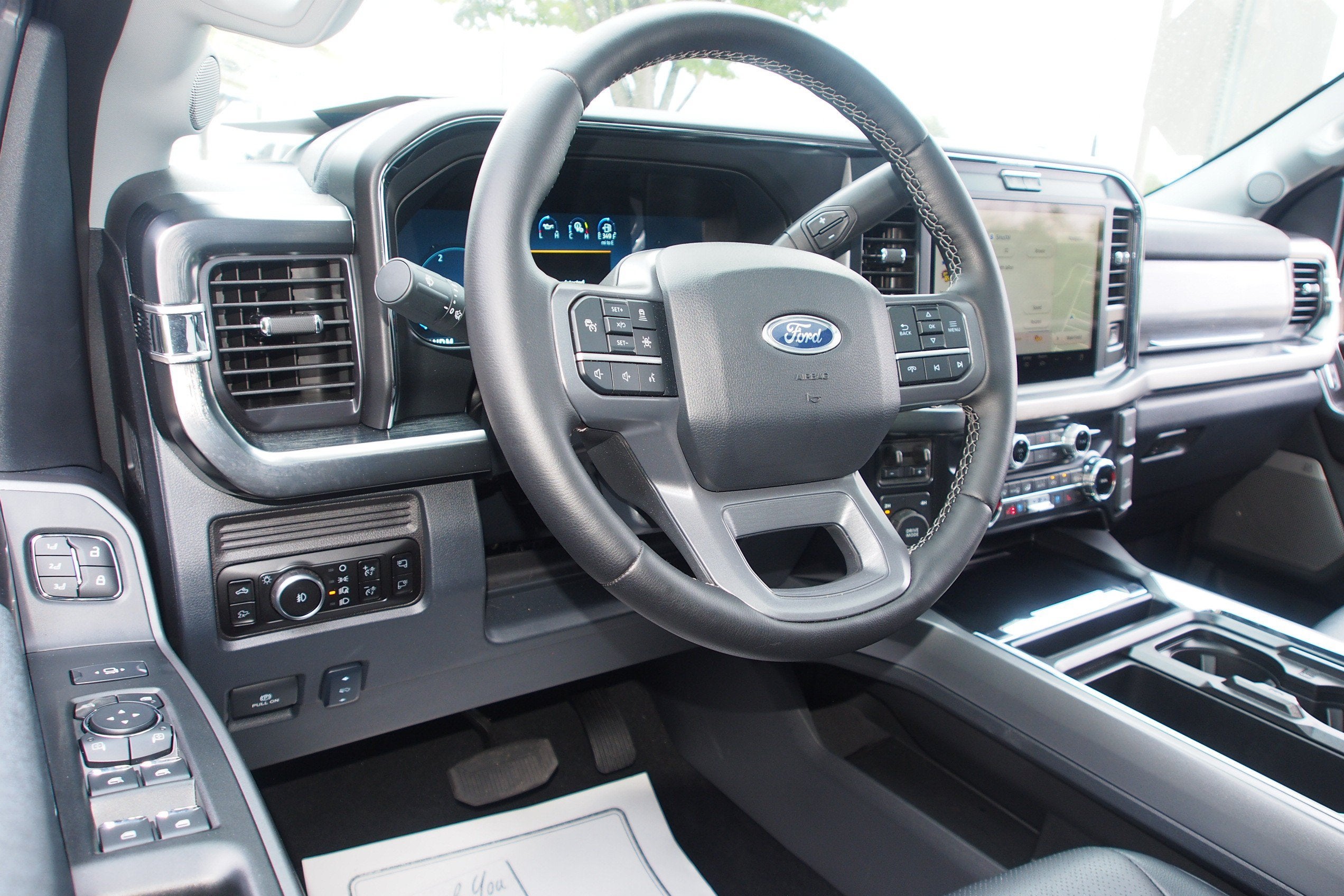 2025 Ford Super Duty F-350 SRW LARIAT