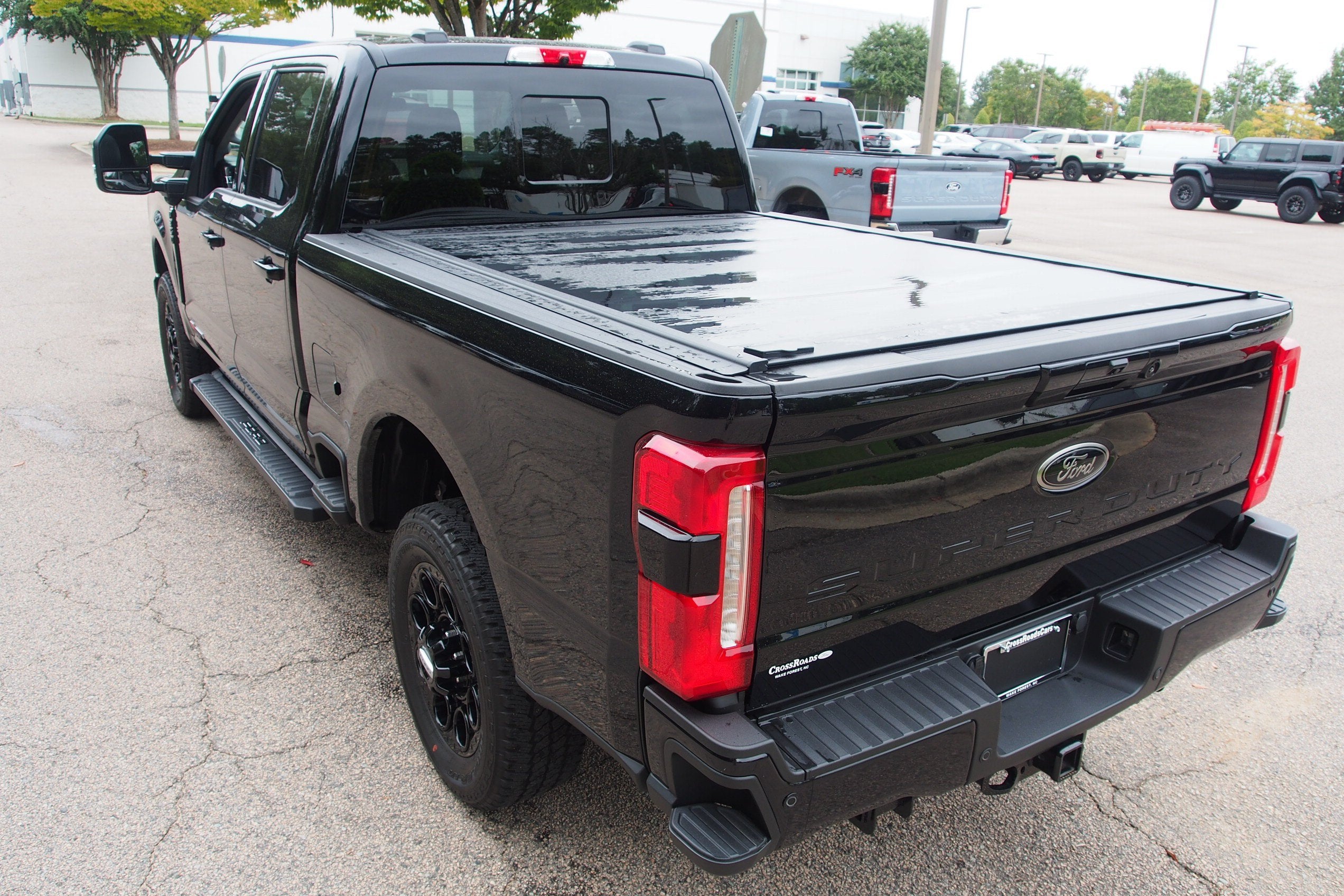 2025 Ford Super Duty F-350 SRW LARIAT
