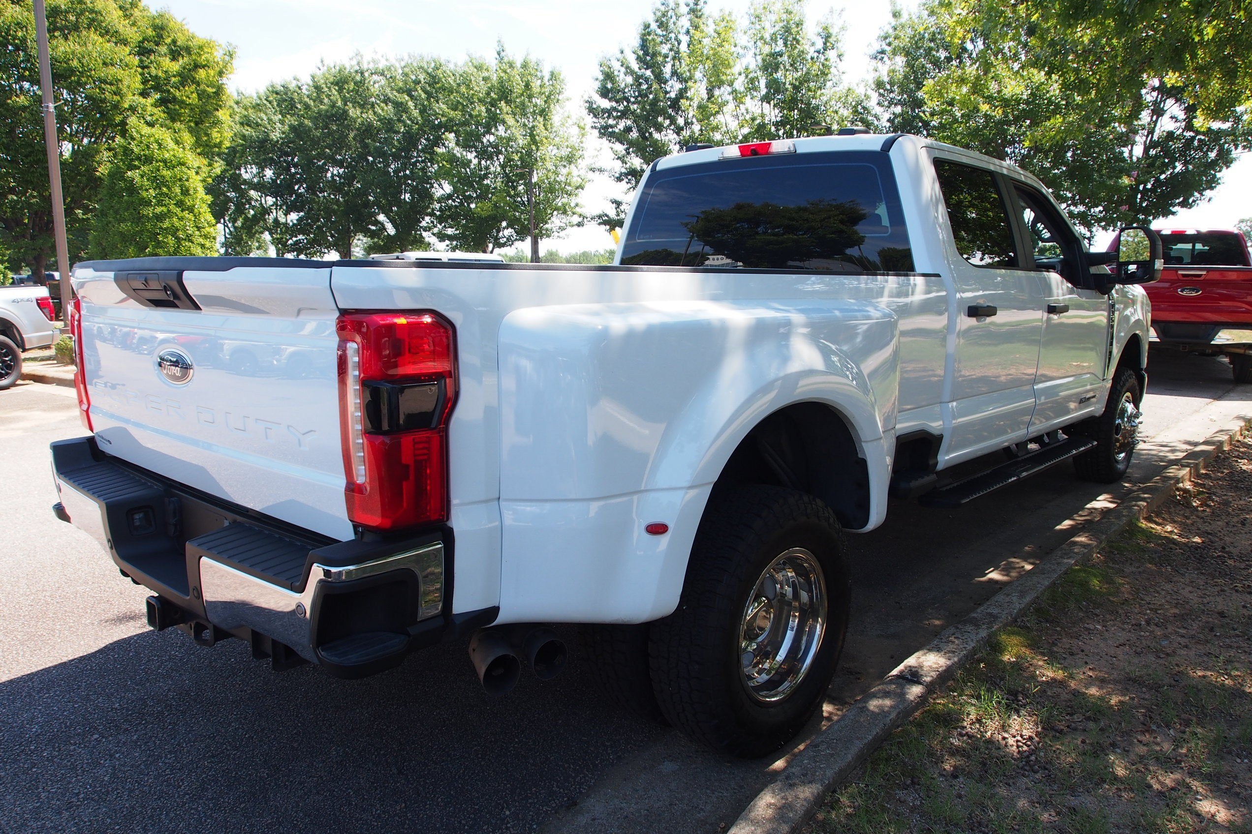 2023 Ford Super Duty F-350 DRW XL
