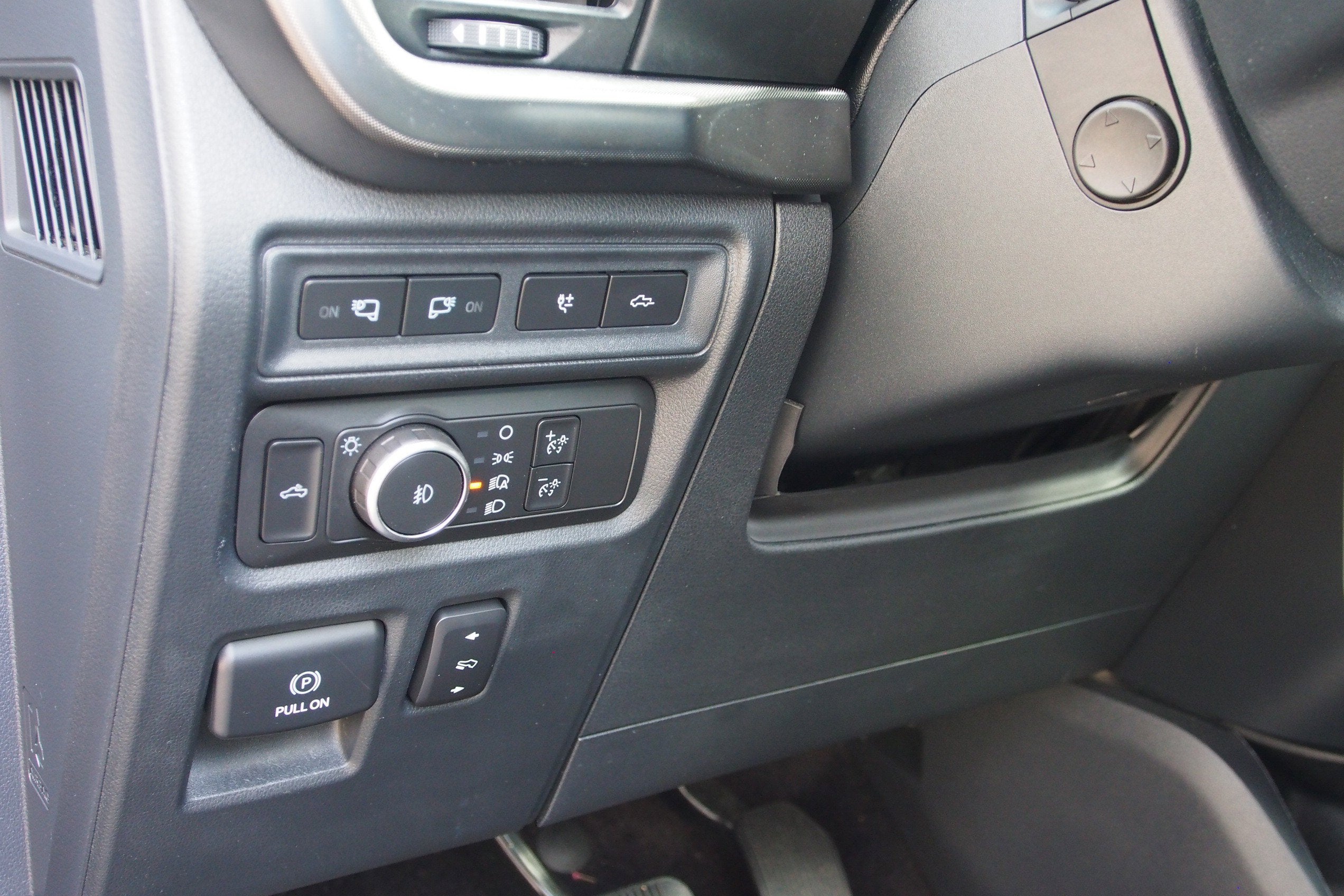 2021 Ford F-150 Base