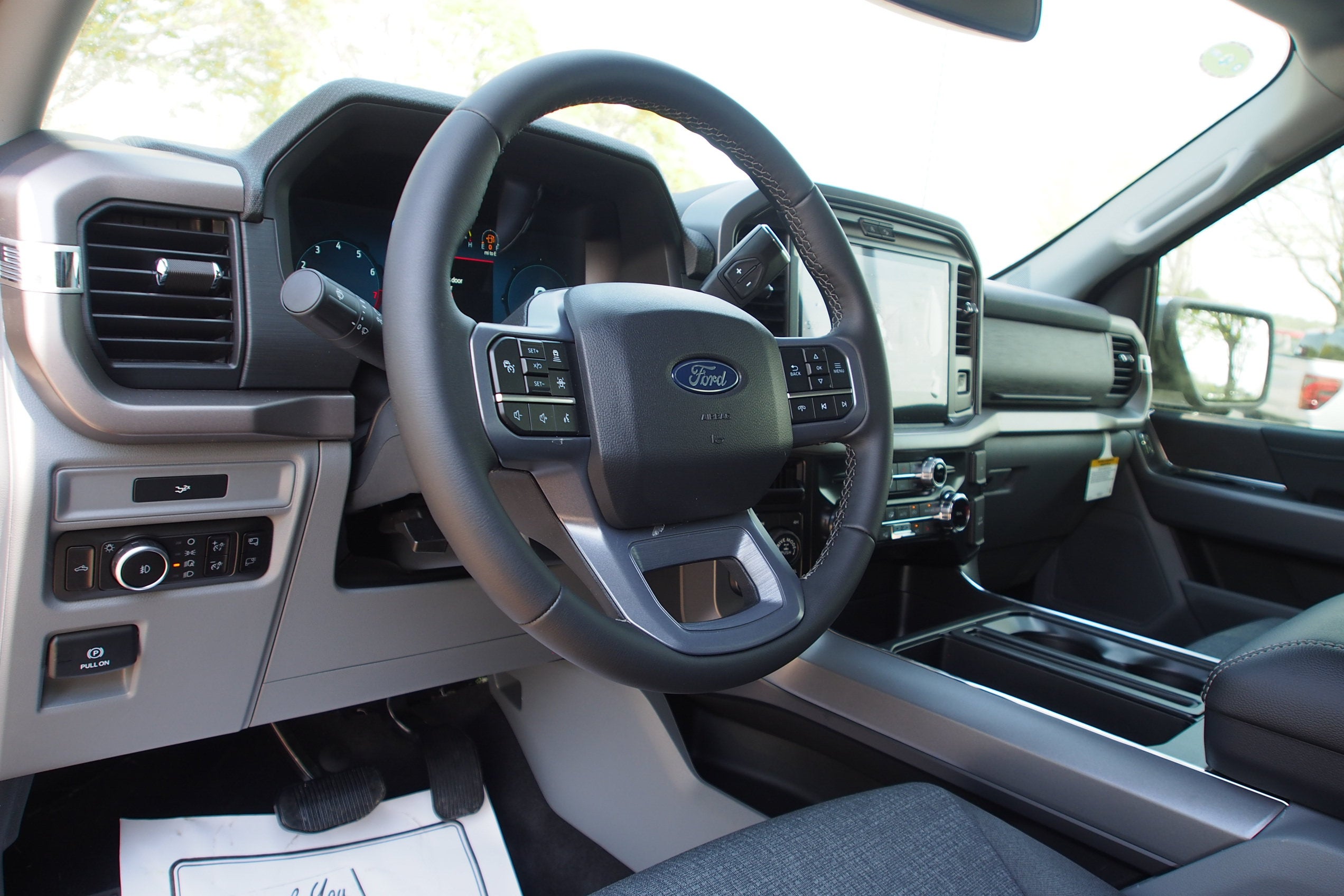 2026 Ford F-150 XLT - Crossroads Courtesy Demo