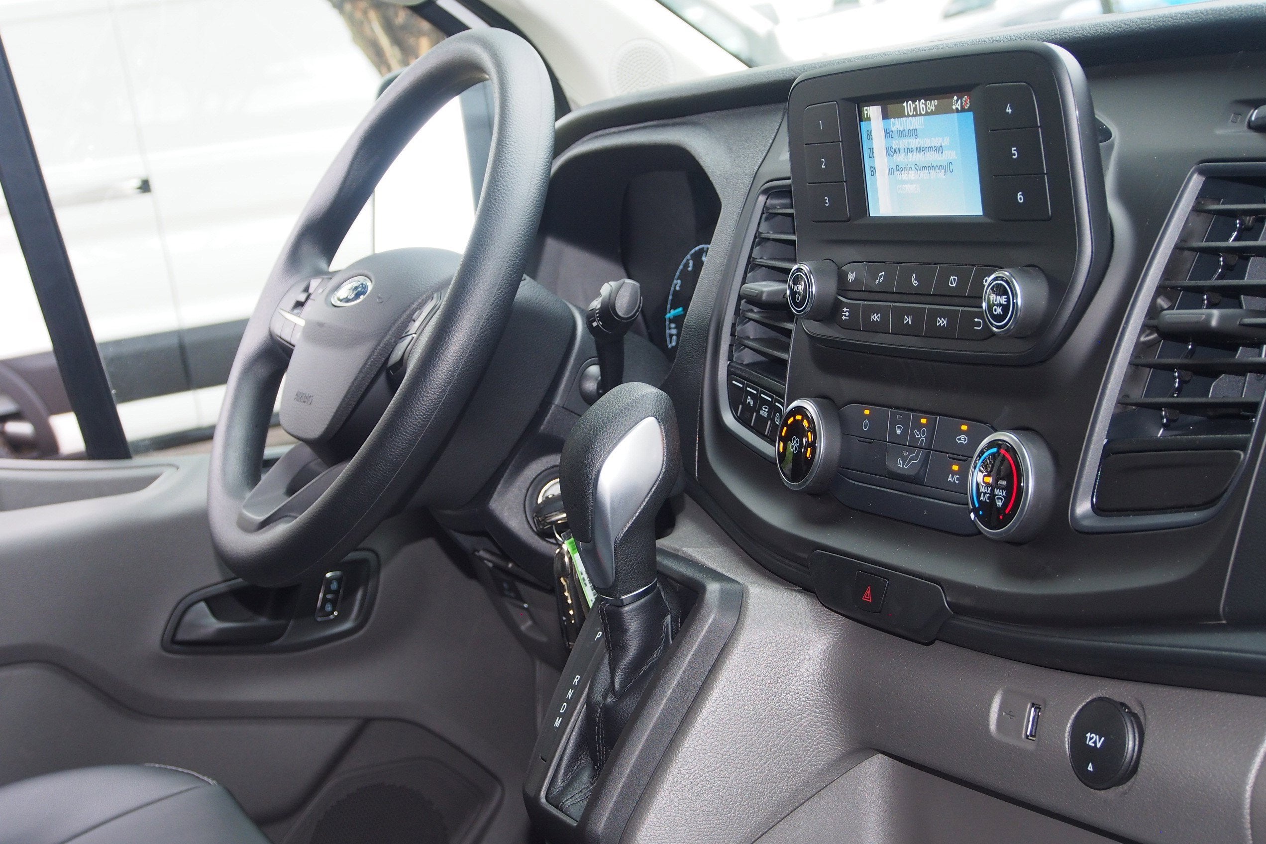 2025 Ford Transit Cargo Van Base