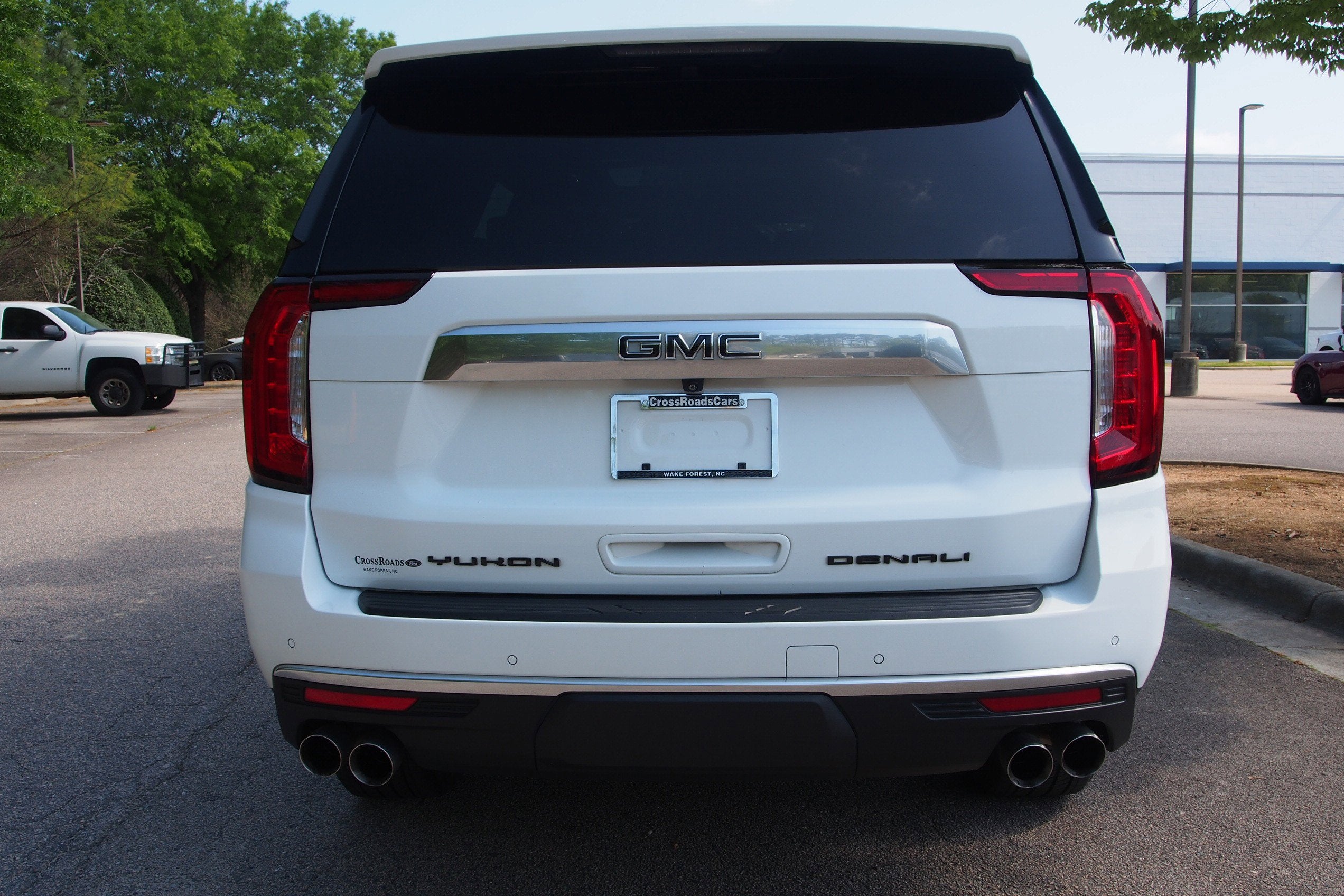 2023 GMC Yukon Denali