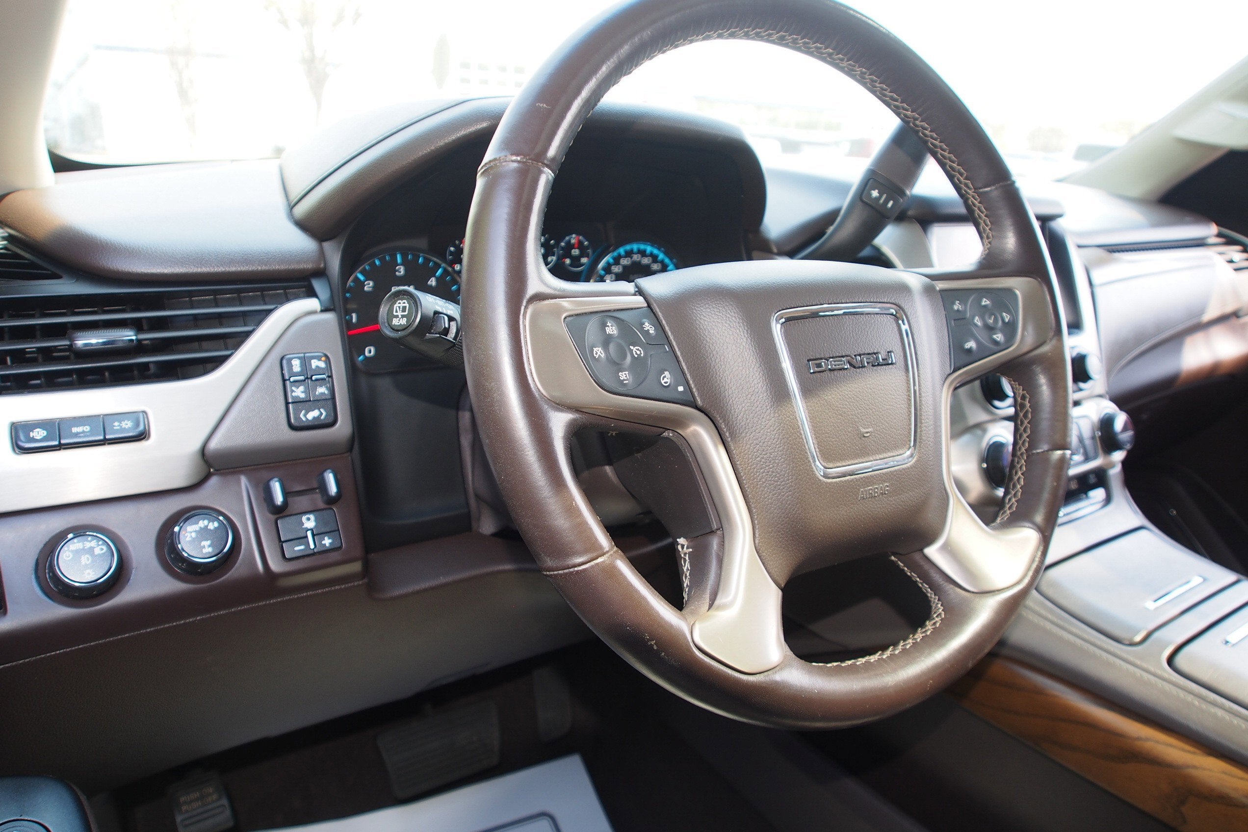 2020 GMC Yukon XL Denali