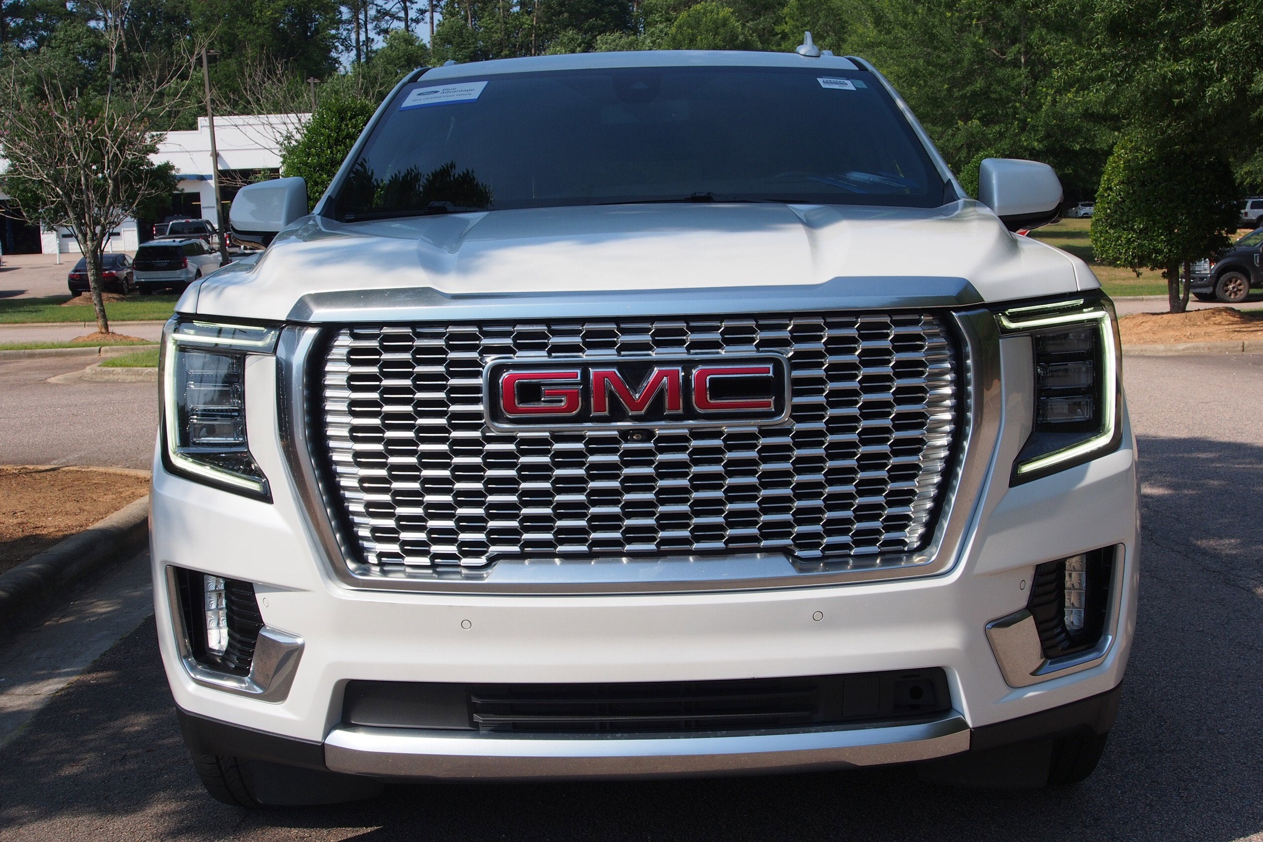 2022 GMC Yukon XL Denali