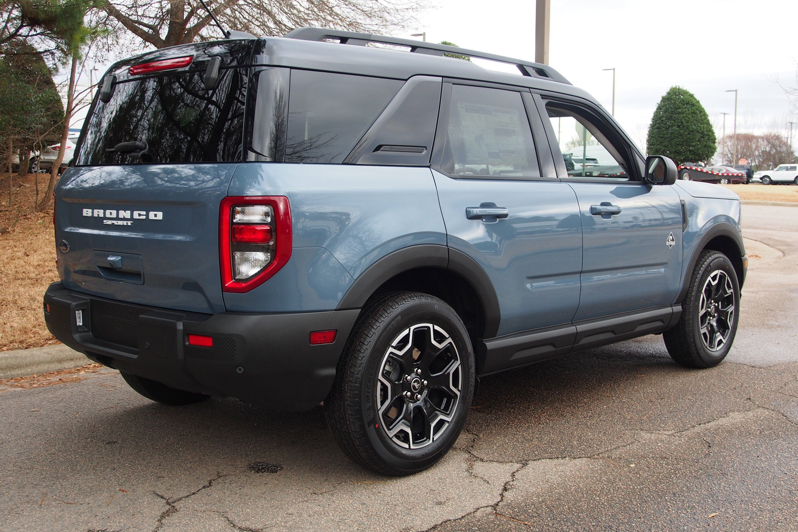 2025 Ford Bronco Sport Outer Banks - Crossroads Courtesy Demo