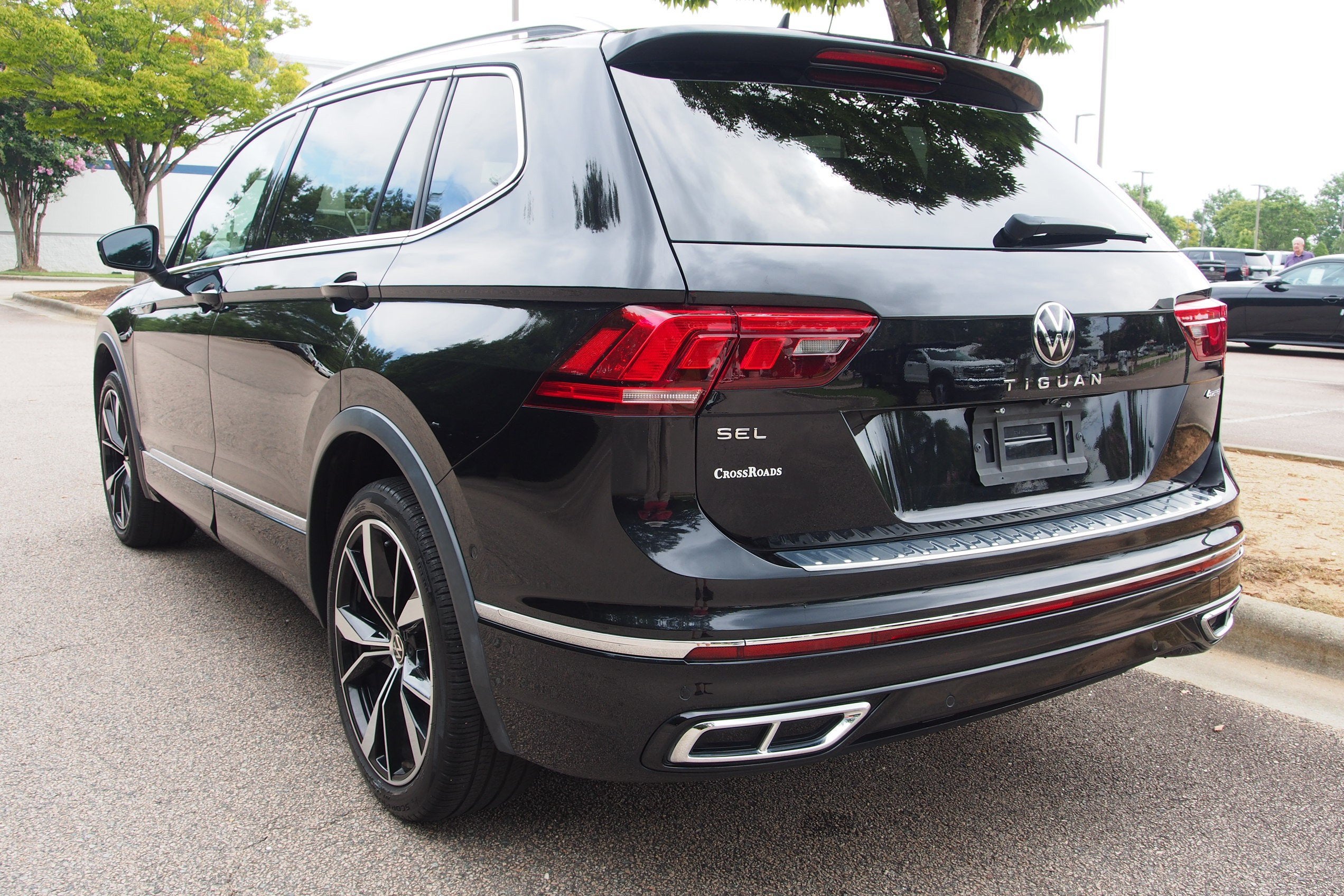 2022 Volkswagen Tiguan SEL R-Line