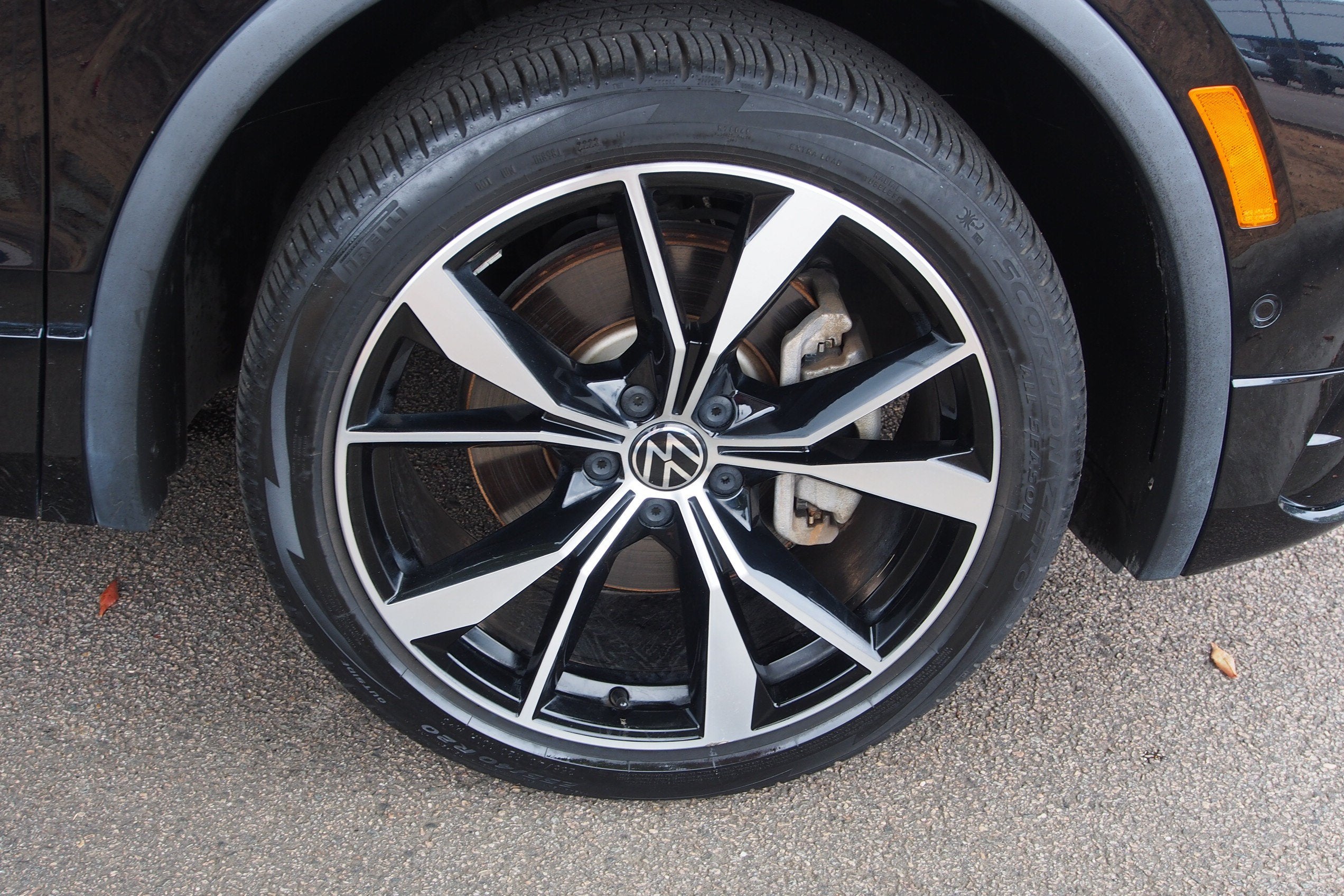 2022 Volkswagen Tiguan SEL R-Line