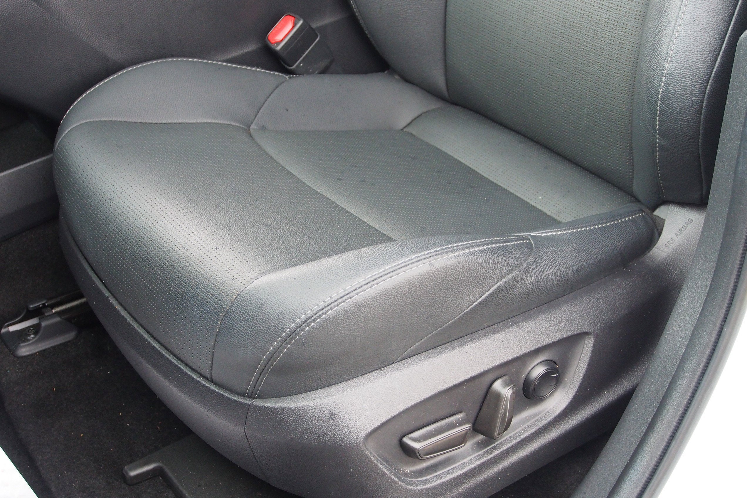 2023 Toyota bZ4X Limited