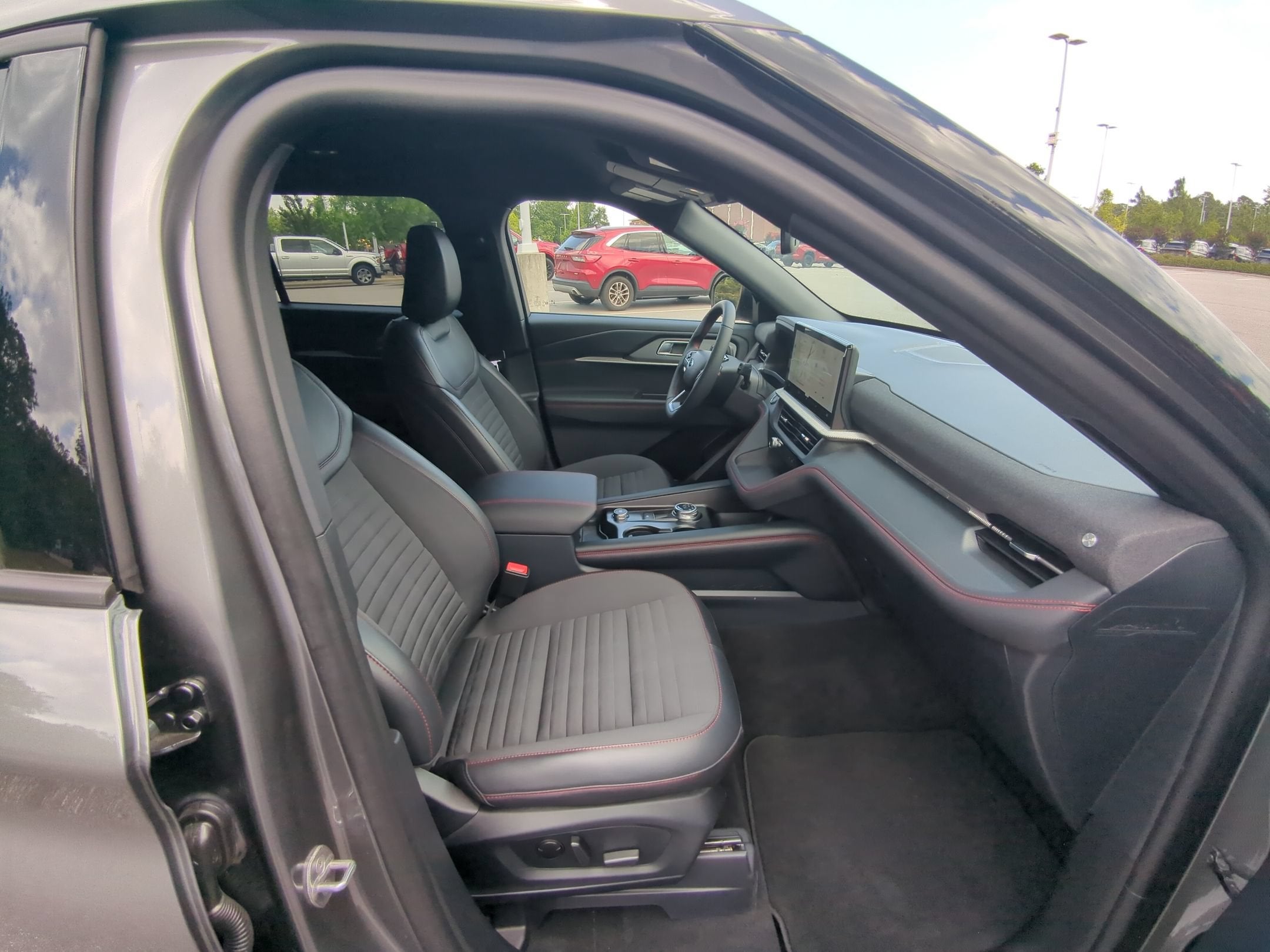 2026 Ford Explorer ST-Line - Crossroads Courtesy Demo