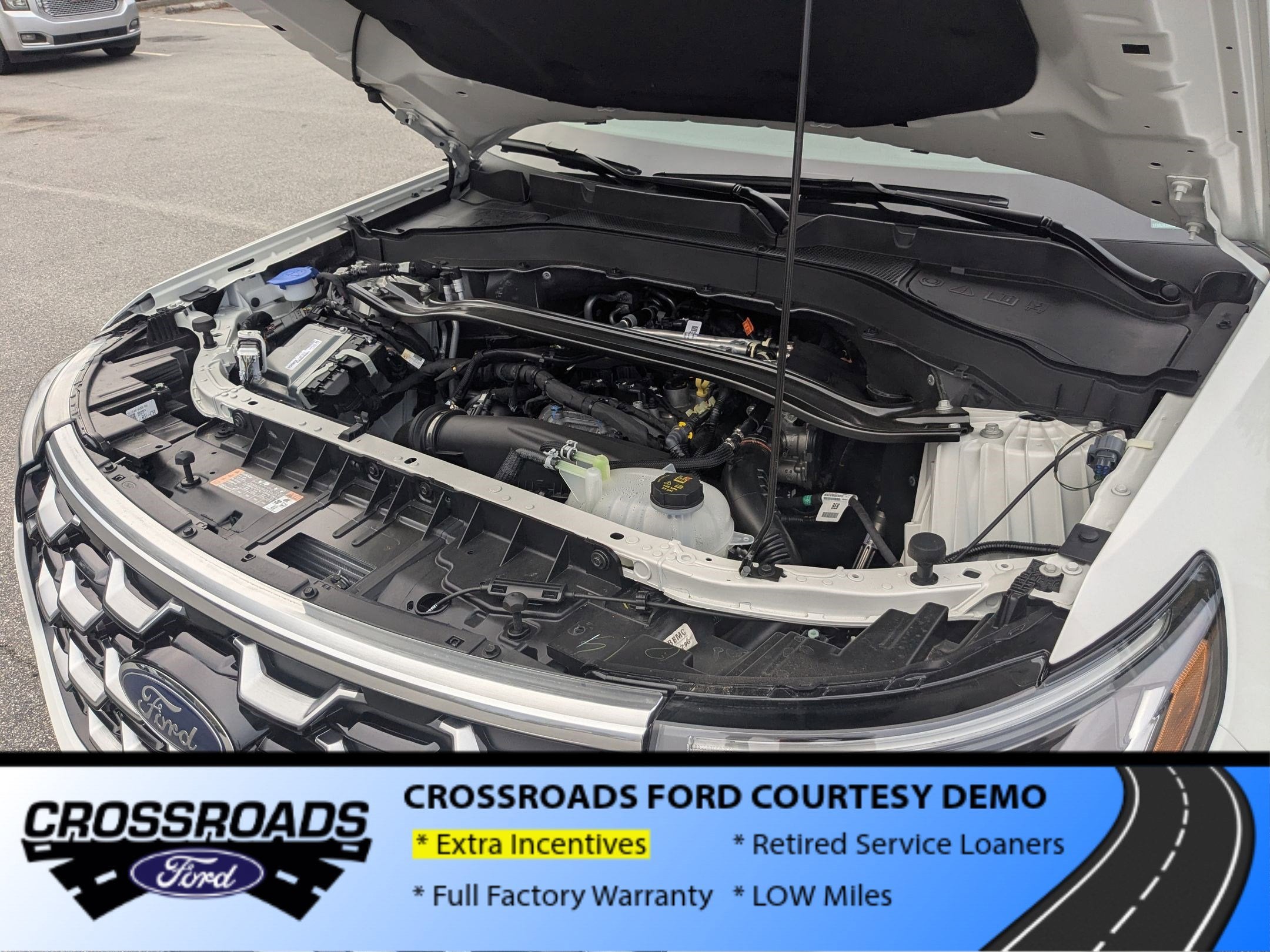 2026 Ford Explorer Platinum - Crossroads Courtesy Demo