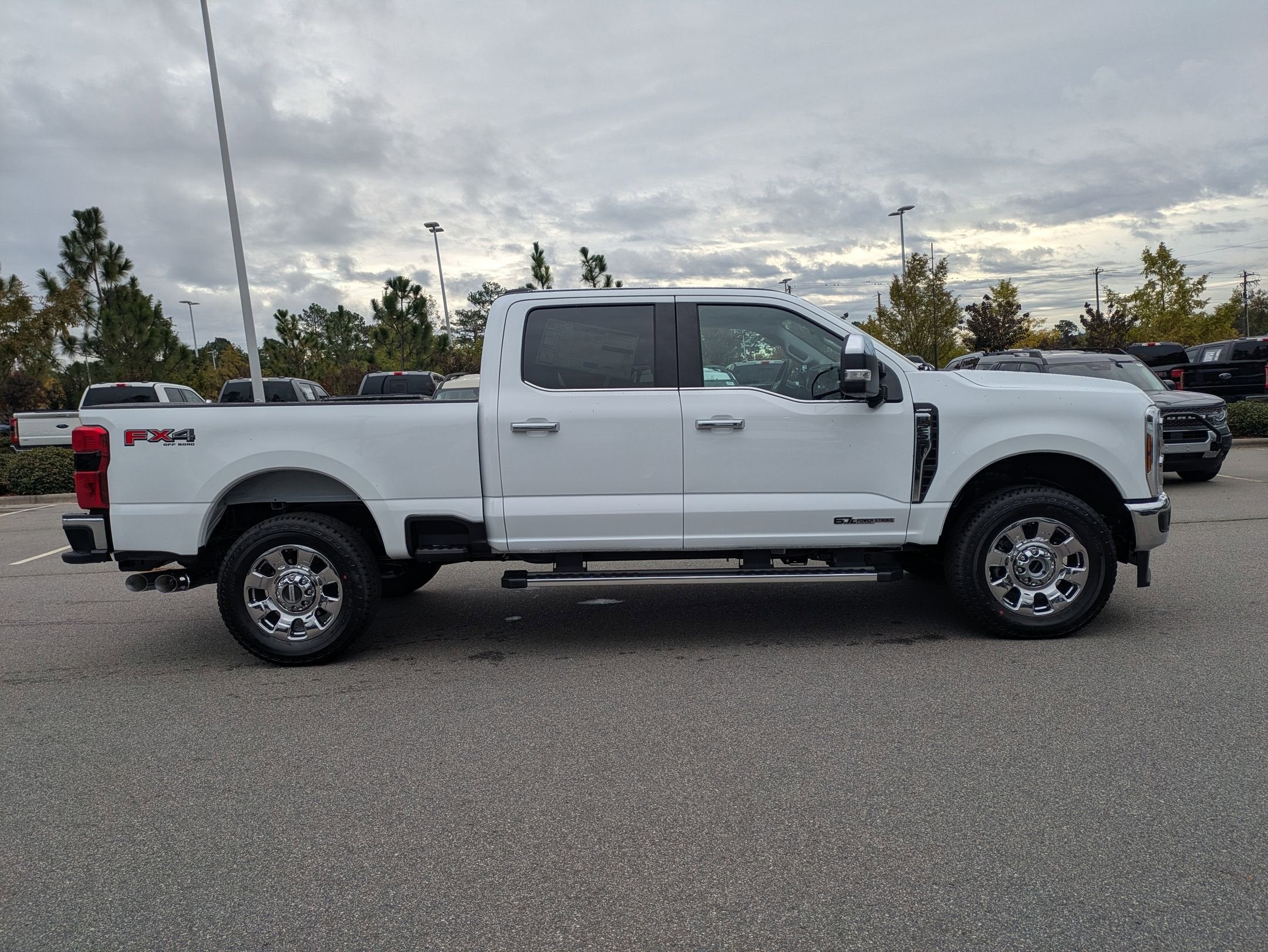 2026 Ford Super Duty F-250 SRW LARIAT
