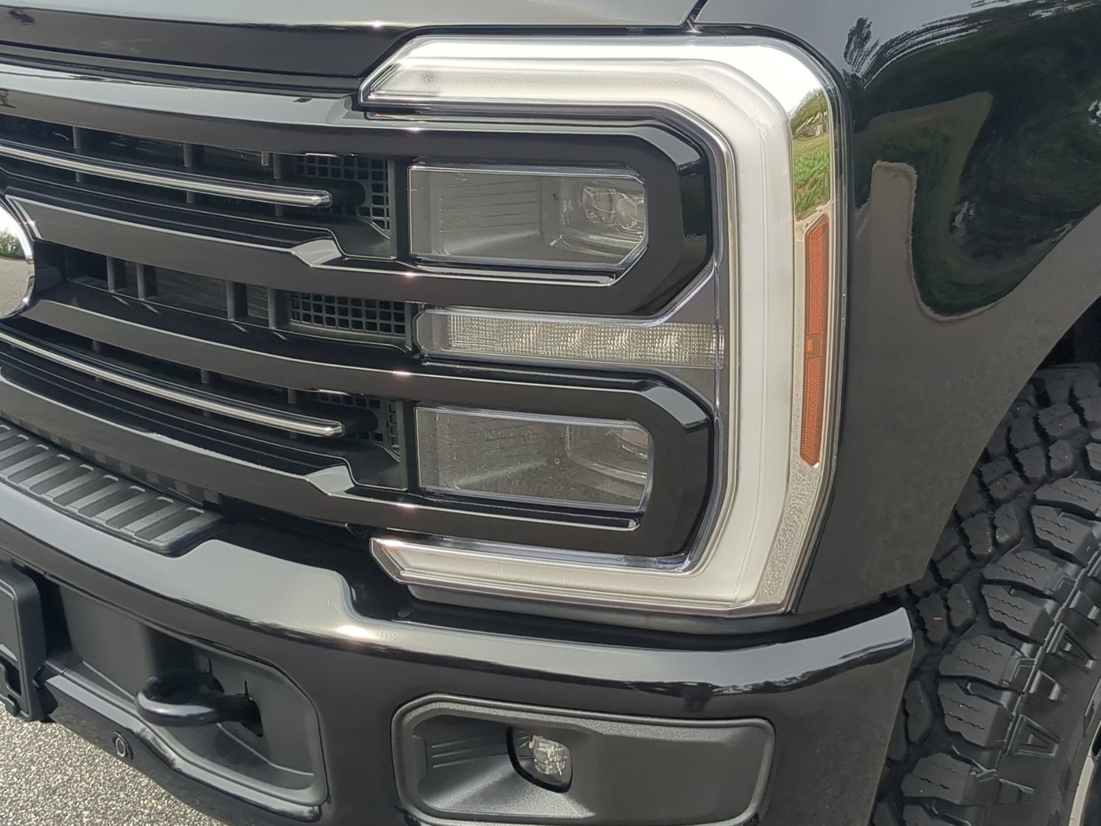2027 Ford Super Duty F-350 SRW Platinum