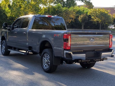 2027 Ford Super Duty F-350 SRW LARIAT