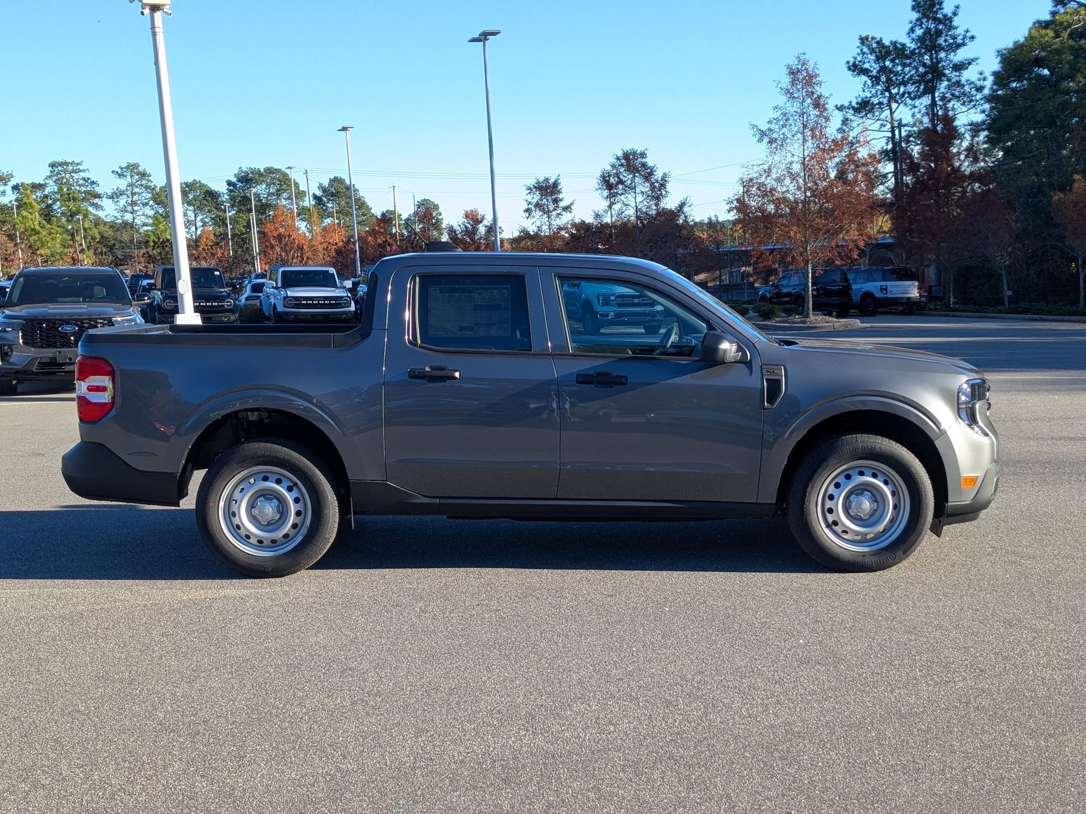 2025 Ford Maverick XL