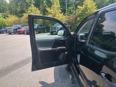 2023 Toyota Tacoma 4WD SR5
