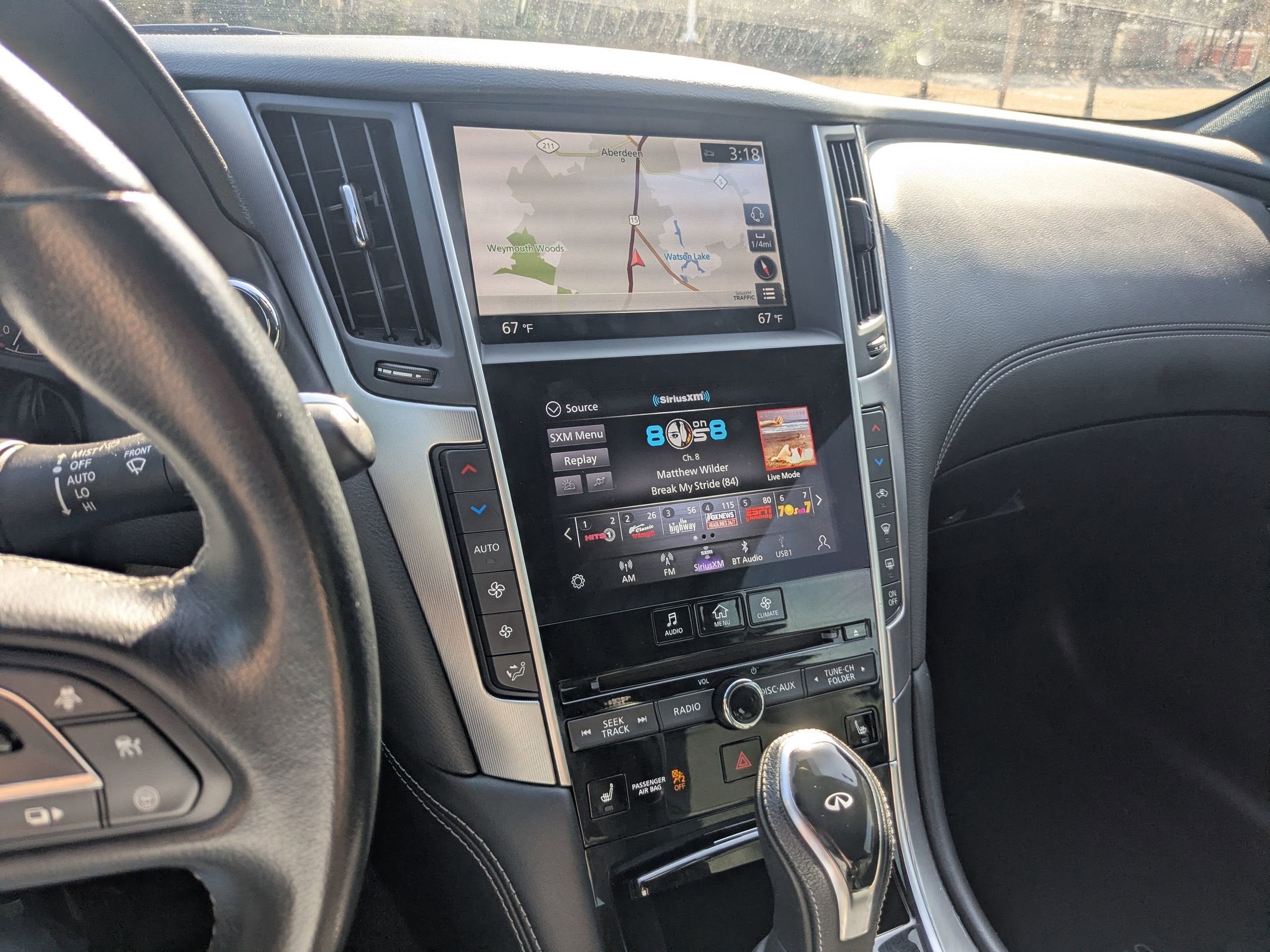 2022 INFINITI Q60 LUXE