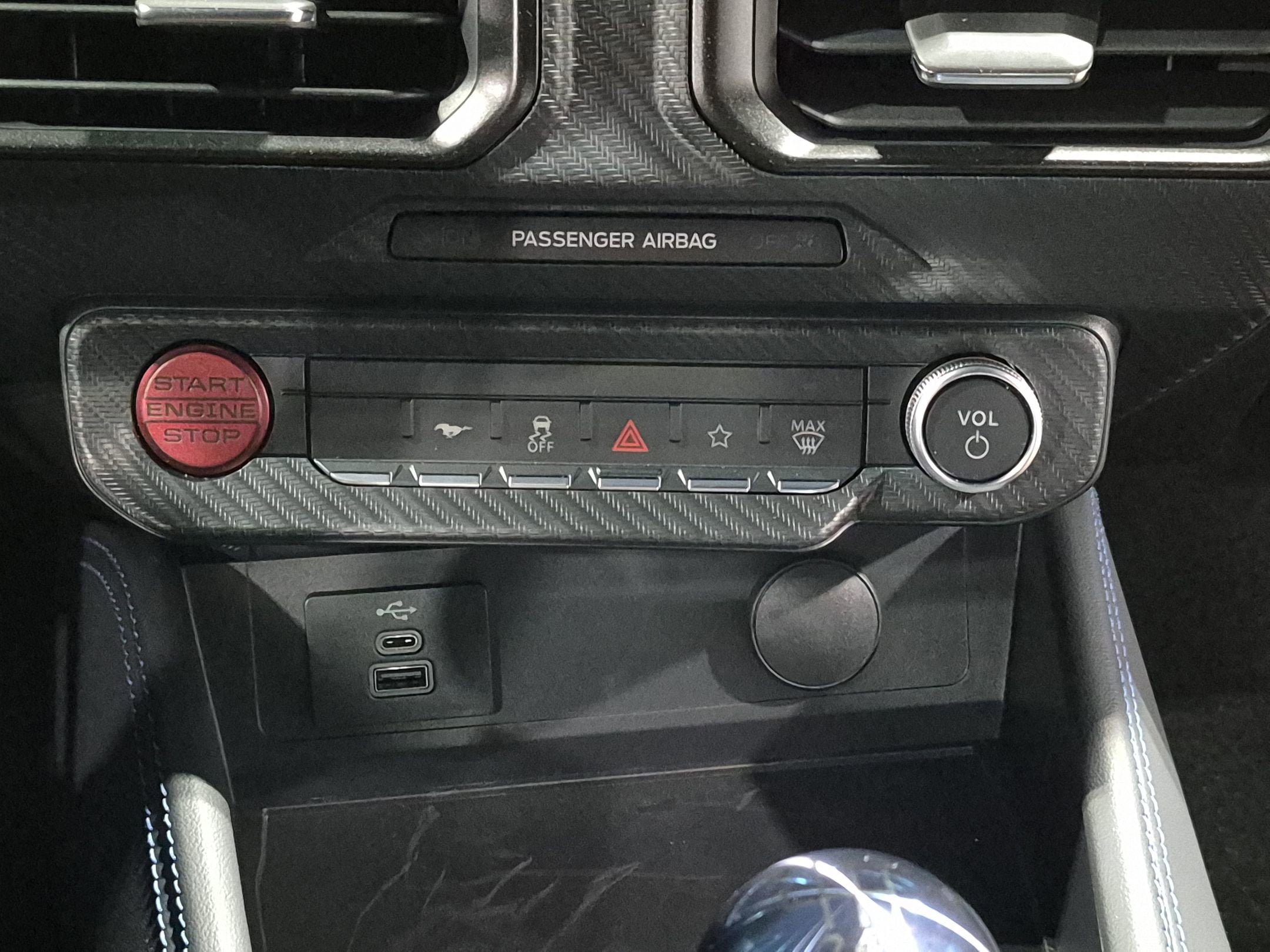 2026 Ford Mustang Dark Horse