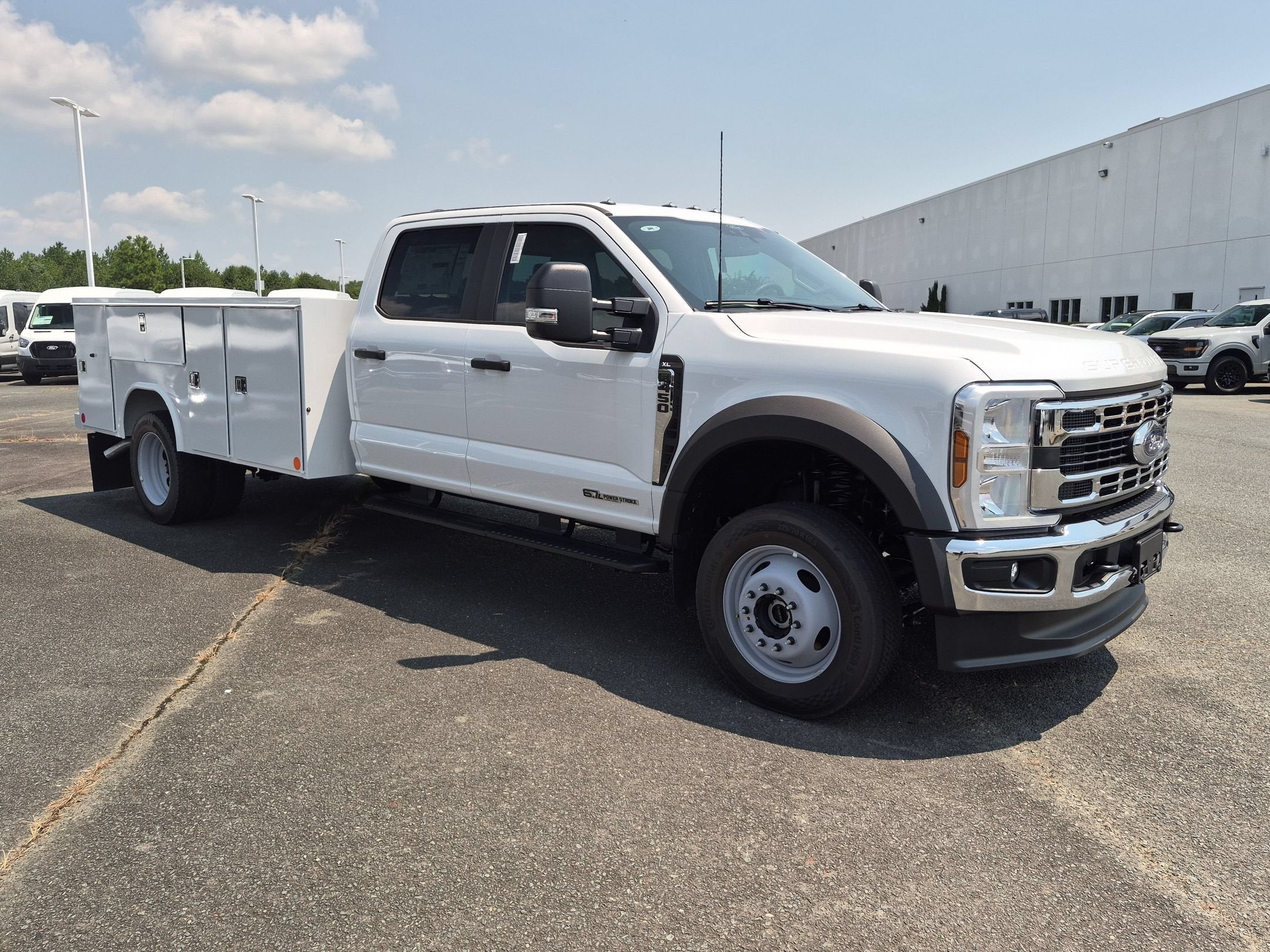 2026 Ford Super Duty F-450 DRW XL