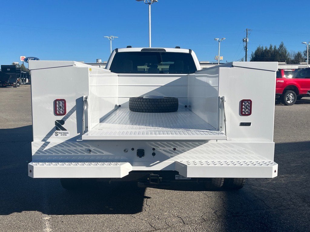 2026 Ford Super Duty F-450 DRW XLT