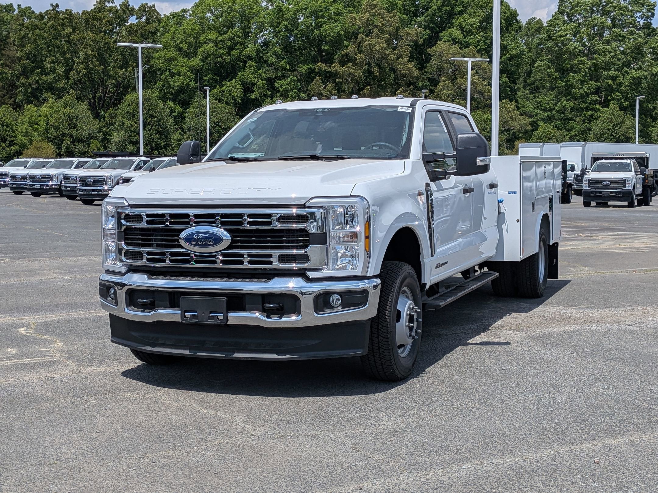 2026 Ford Super Duty F-350 DRW Base