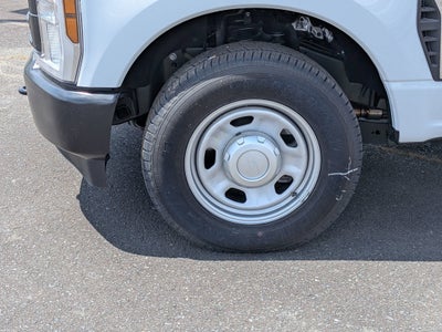 2025 Ford Super Duty F-350 SRW XL