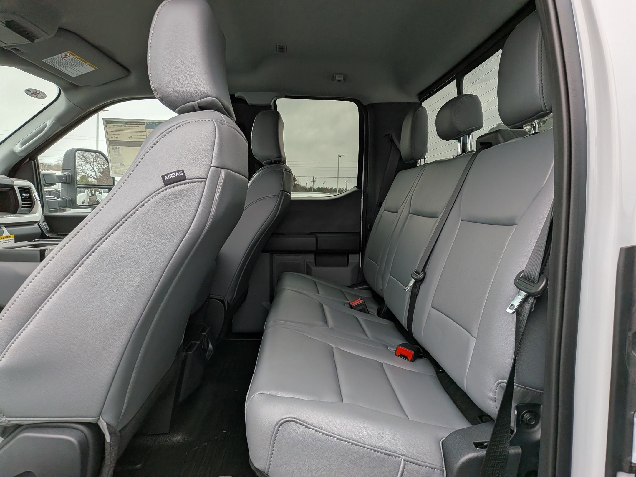 2025 Ford Super Duty F-350 SRW XL