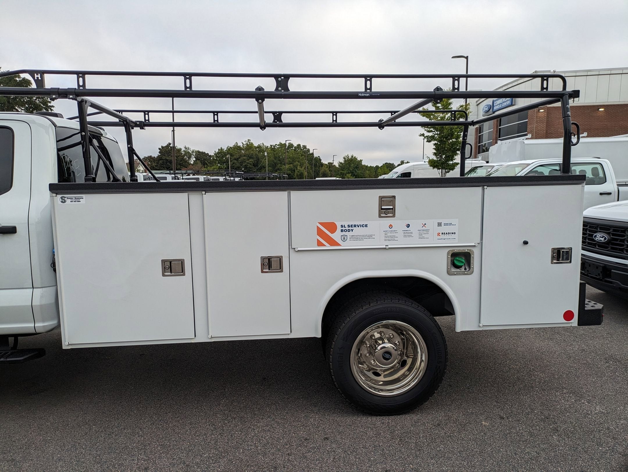 2025 Ford Super Duty F-450 DRW XL