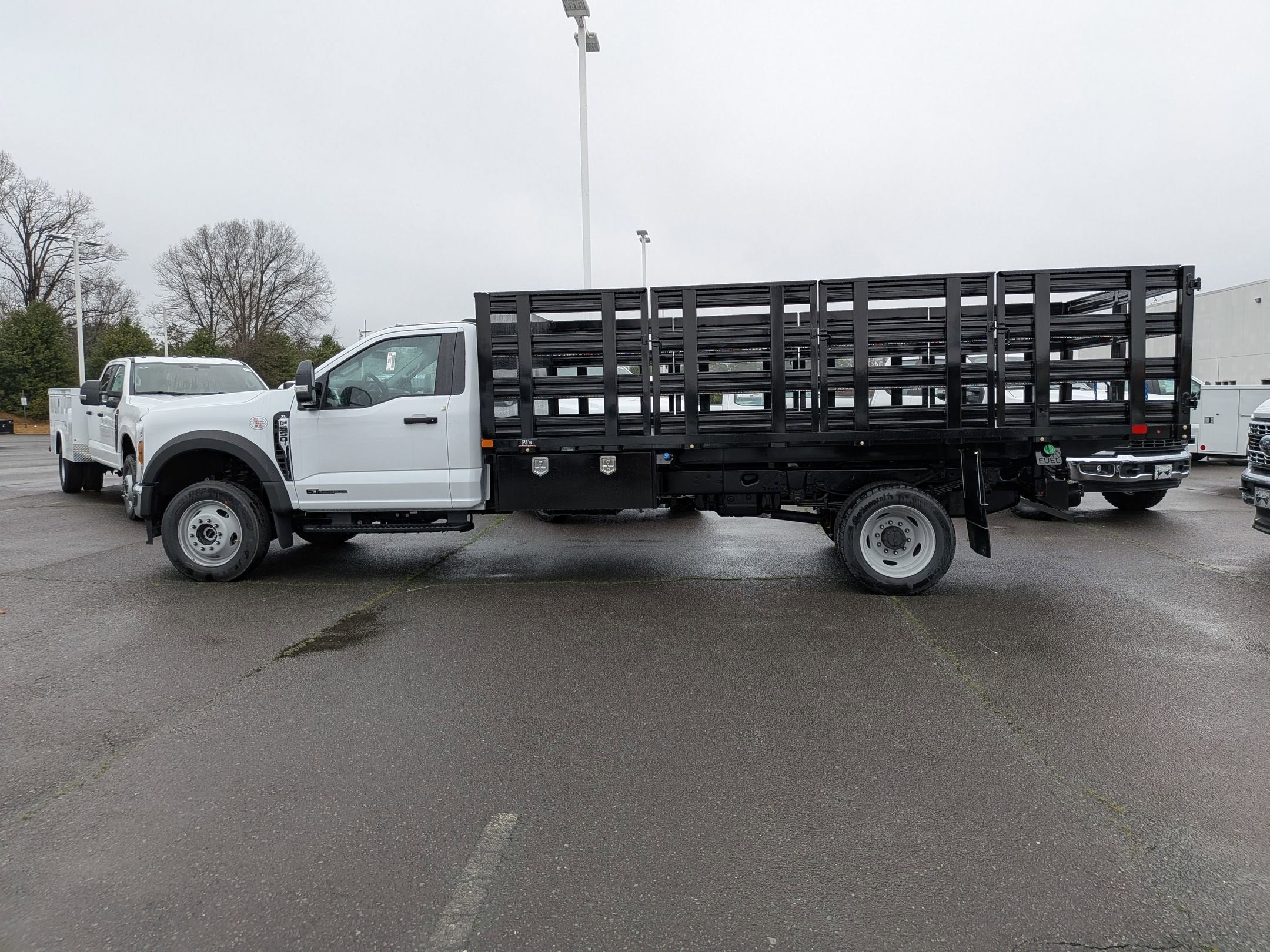 2026 Ford Super Duty F-550 DRW XL
