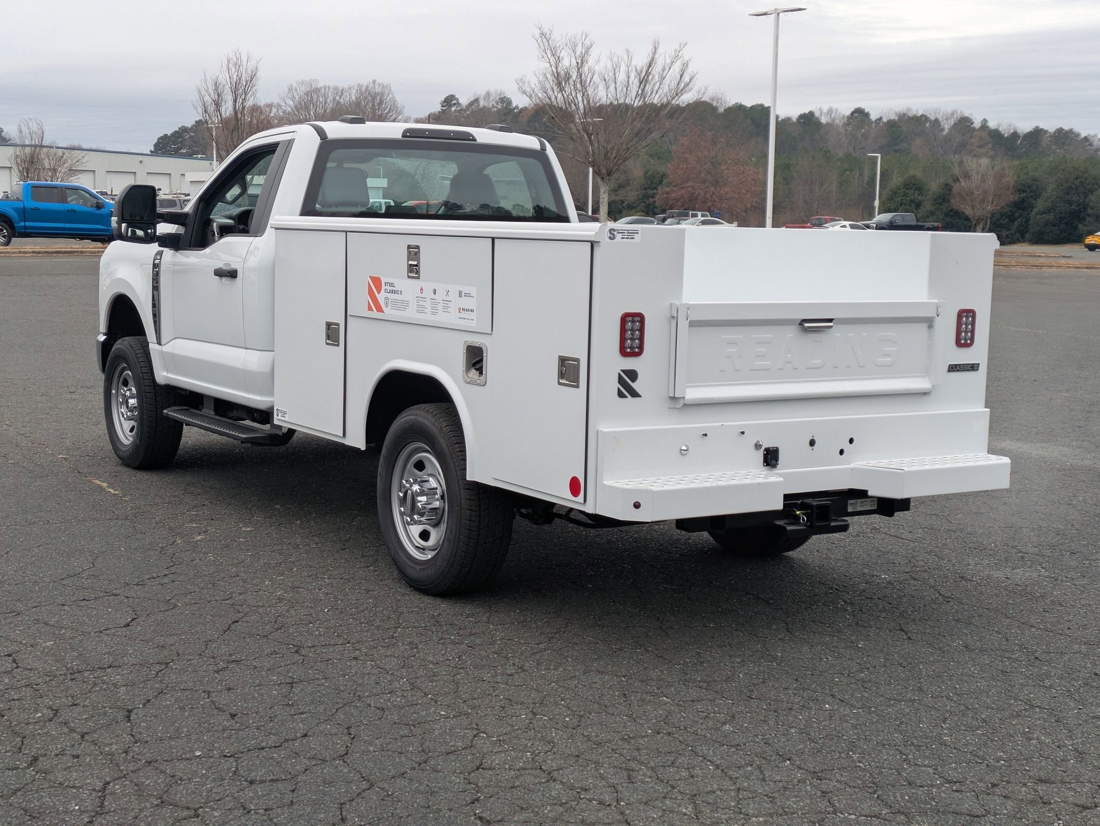 2025 Ford Super Duty F-350 SRW XL