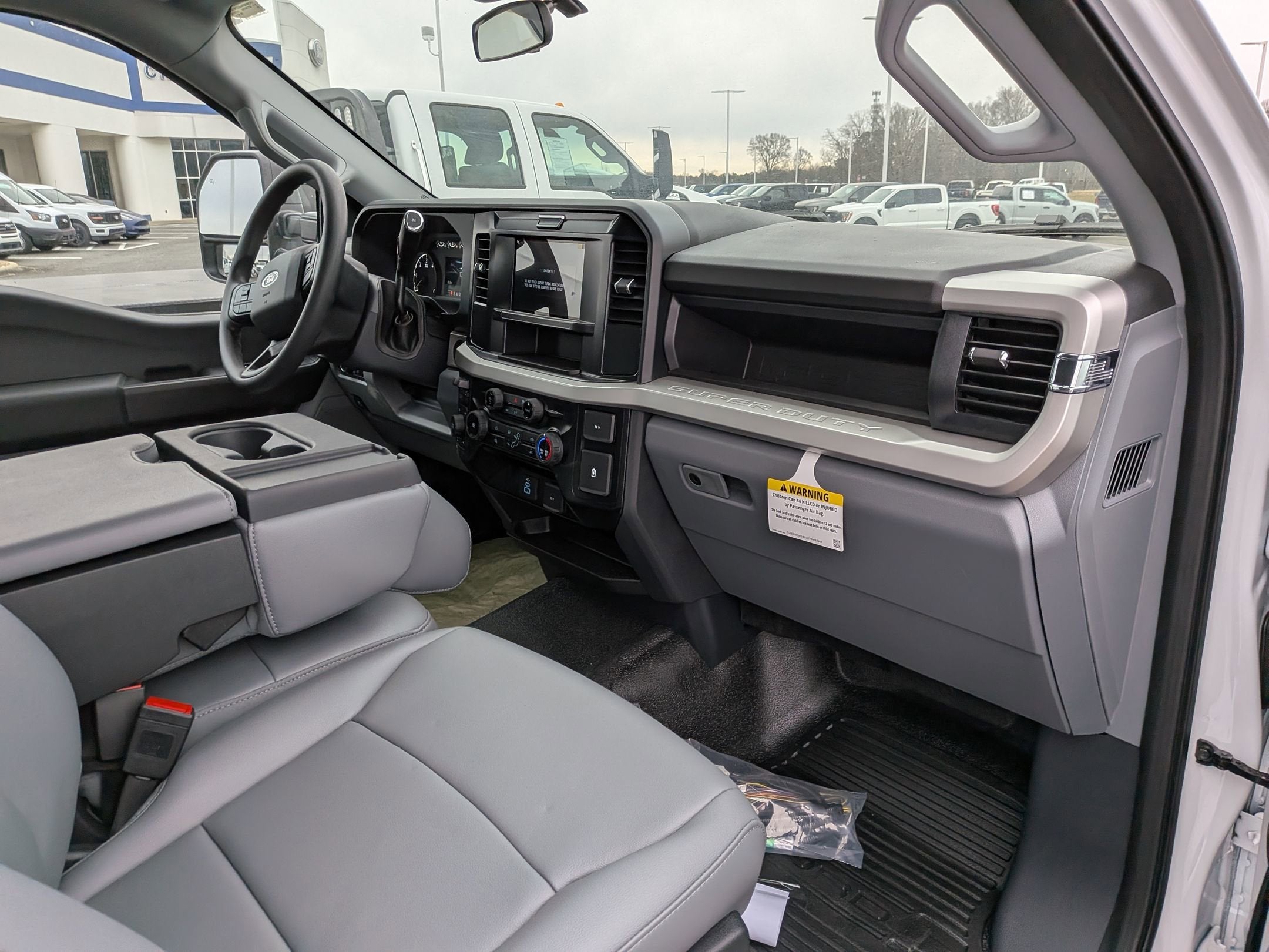 2025 Ford Super Duty F-350 SRW XL