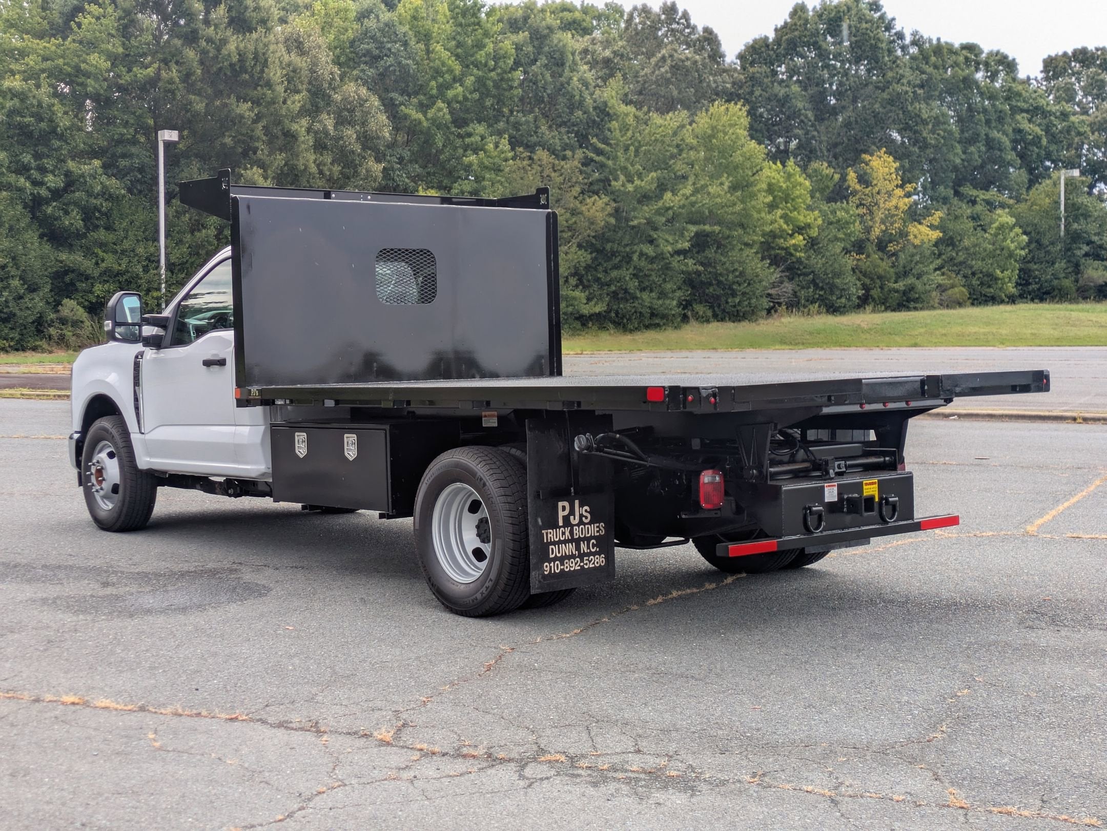 2025 Ford Super Duty F-350 DRW XL