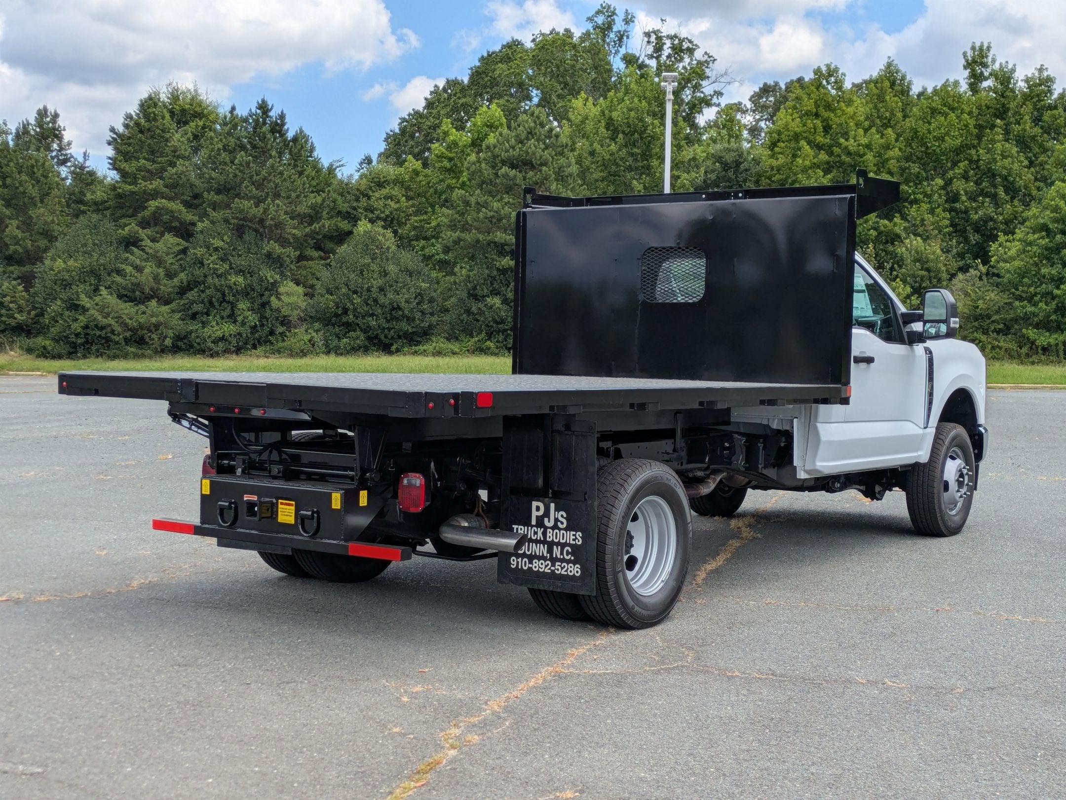 2025 Ford Super Duty F-350 DRW XL