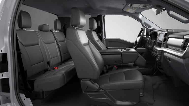 2026 Ford Super Duty F-550 DRW XLT