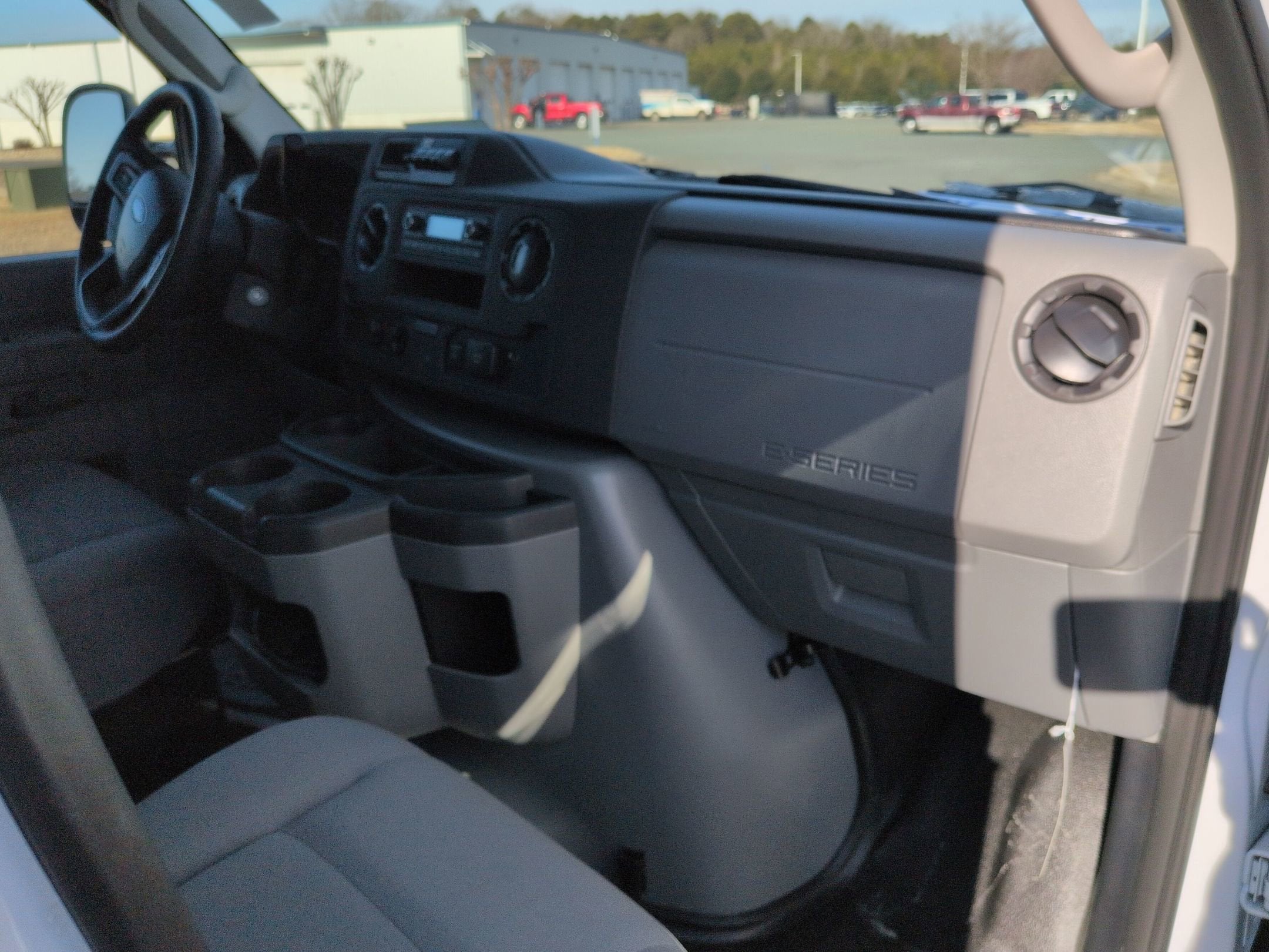 2026 Ford E-Series Cutaway Base