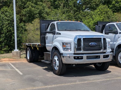 2027 Ford F-750SD Base