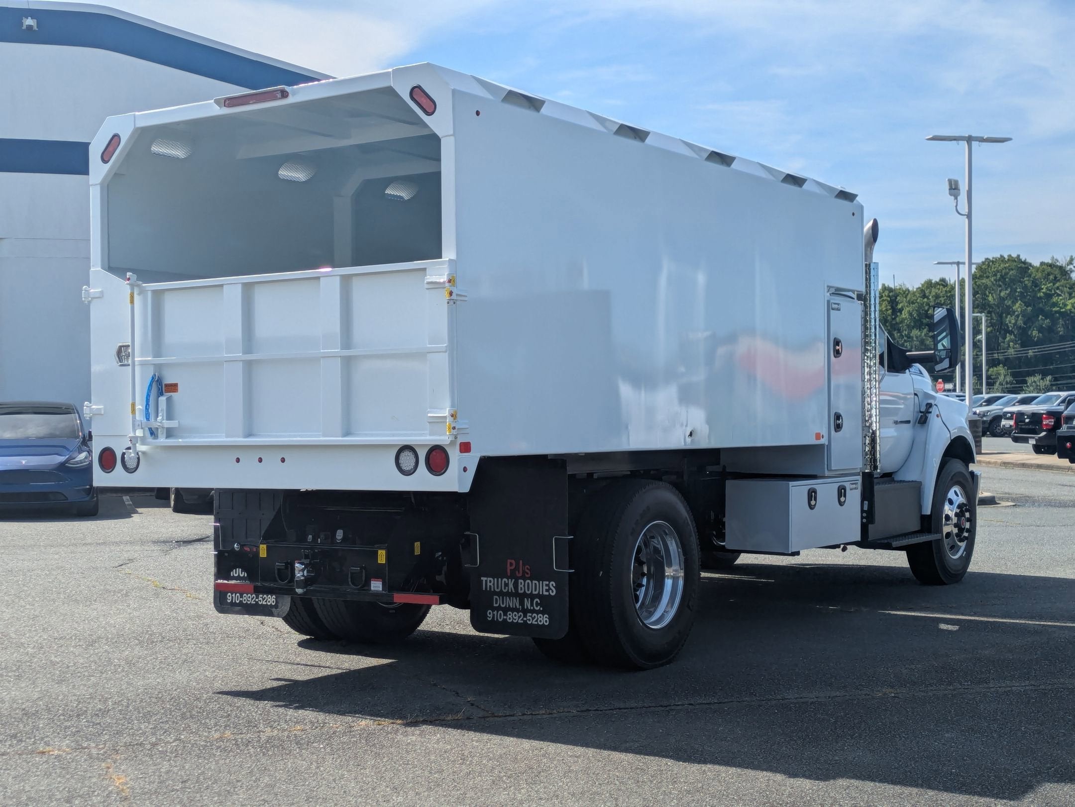 2026 Ford F-750SD Base