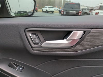 2026 Ford Escape Platinum