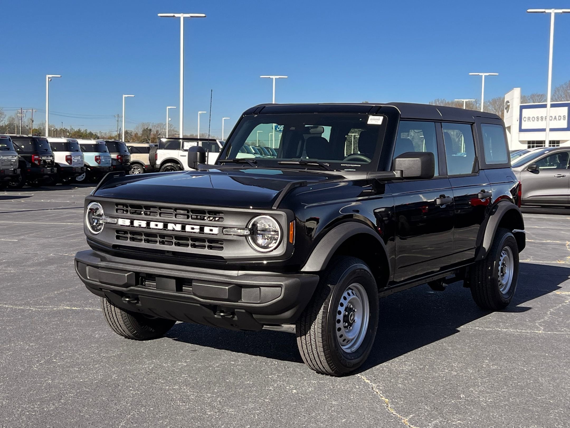 2025 Ford Bronco Base