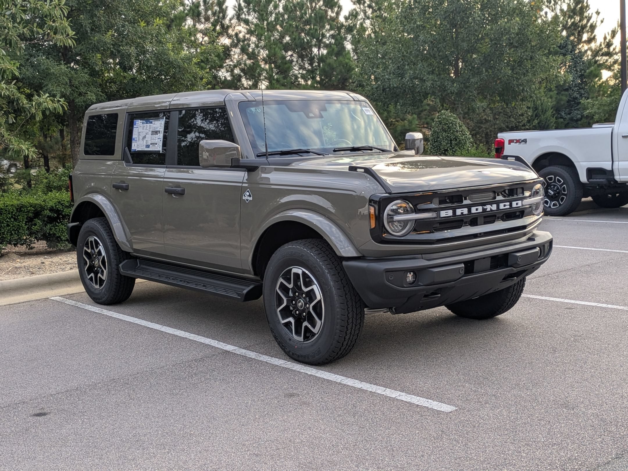 2026 Ford Bronco Lifted W/Custom Wheels
