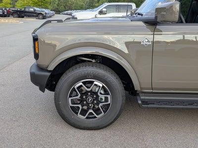 2026 Ford Bronco Lifted W/Custom Wheels