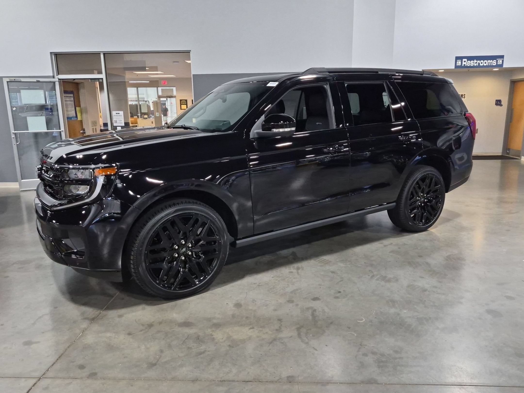 2027 Ford Expedition Platinum