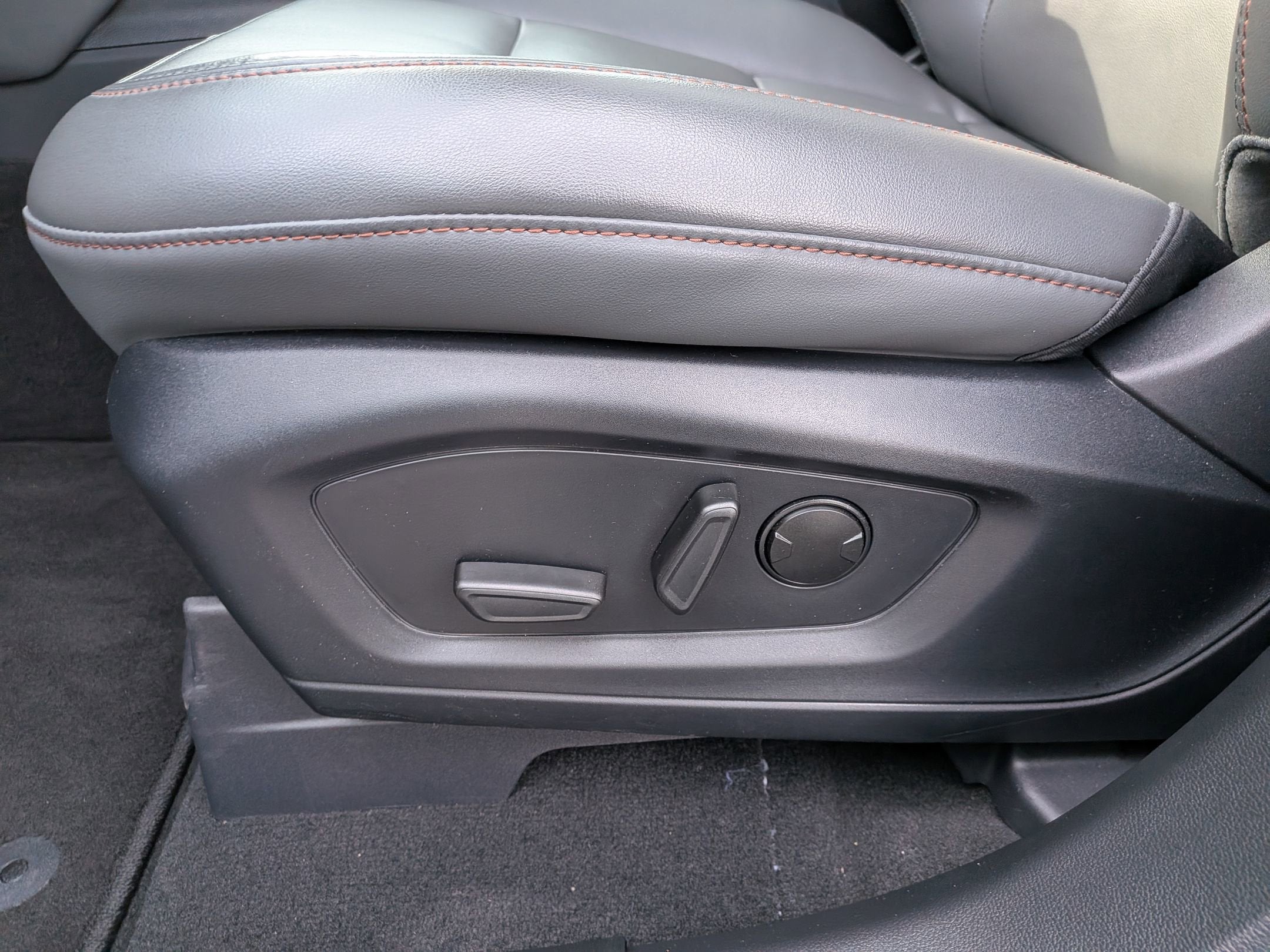 2026 Ford Explorer Active - Crossroads Courtesy Demo