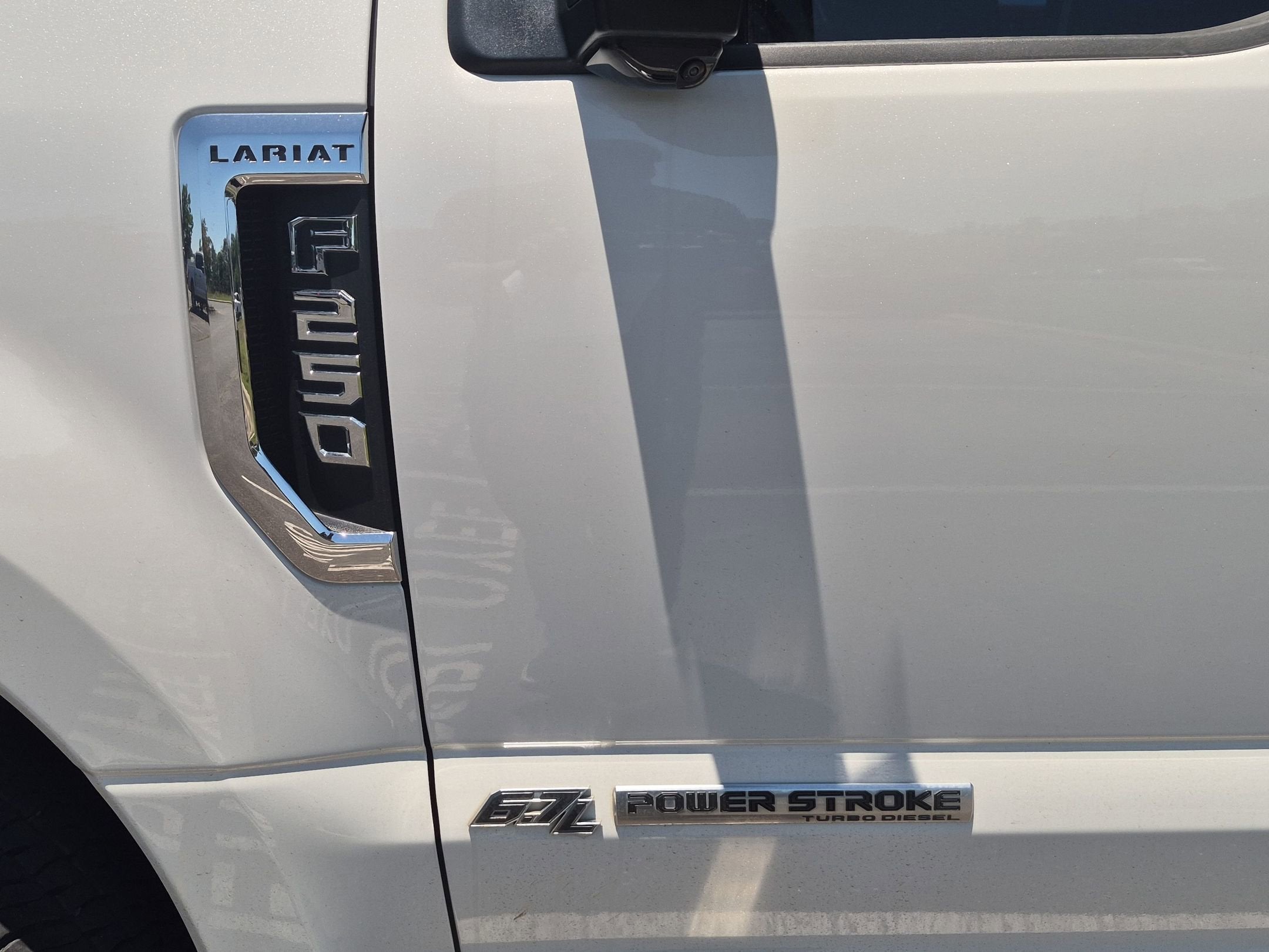 2022 Ford Super Duty F-250 SRW LARIAT